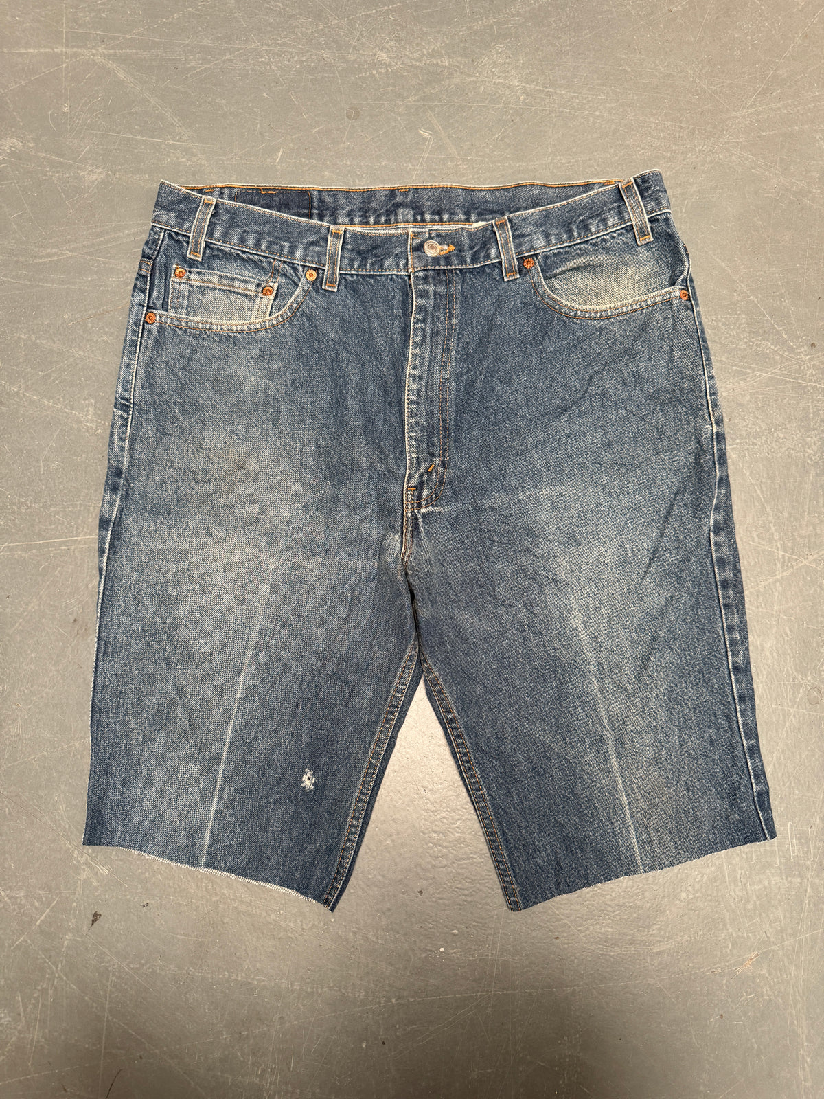 Vintage Levis Cut Off Denim Shorts - 90s Made - W 36 - SH1071