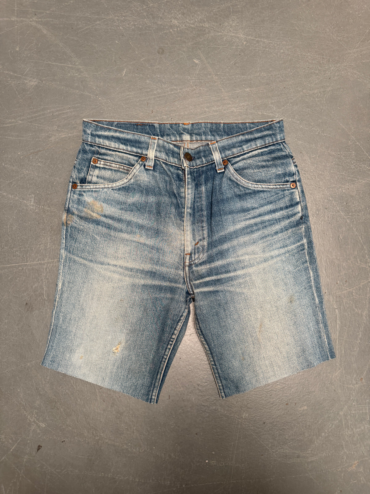 Vintage Levis Cut Off Denim Shorts - 90s Made - W 28 - SH1072