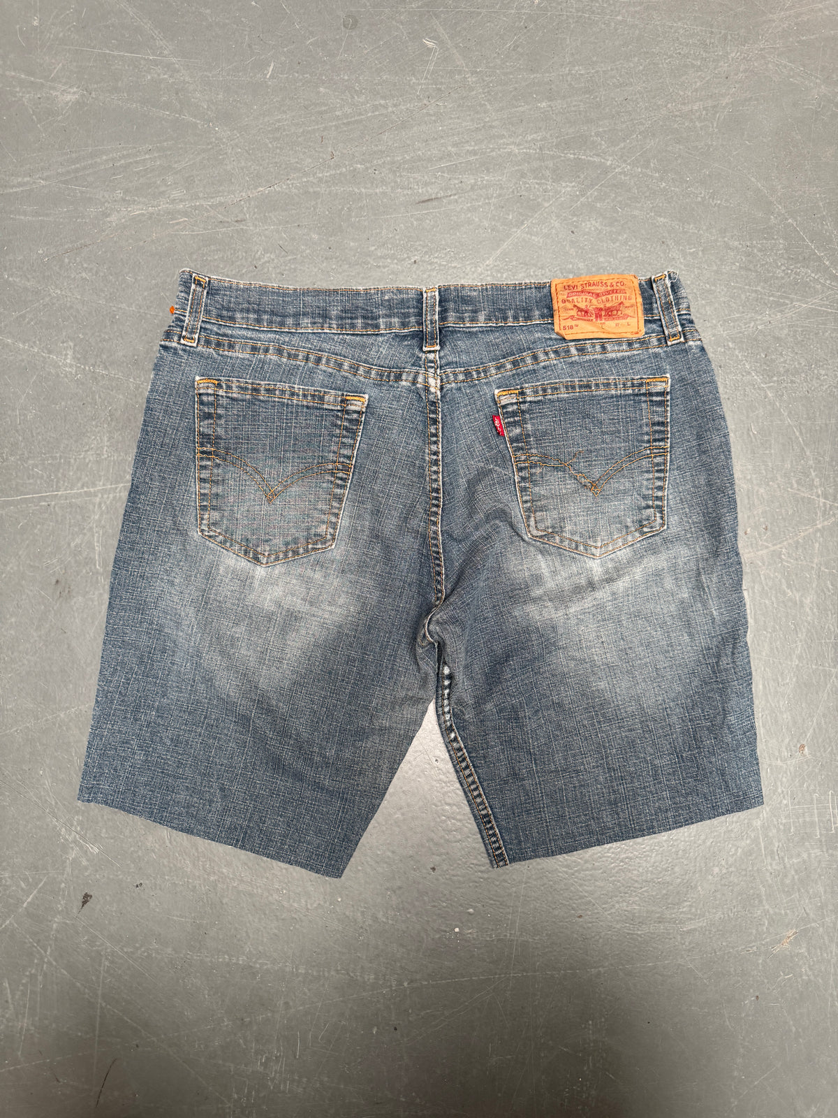 Vintage Levis Cut Off Denim Shorts - 90s Made - W 34 - SH1073