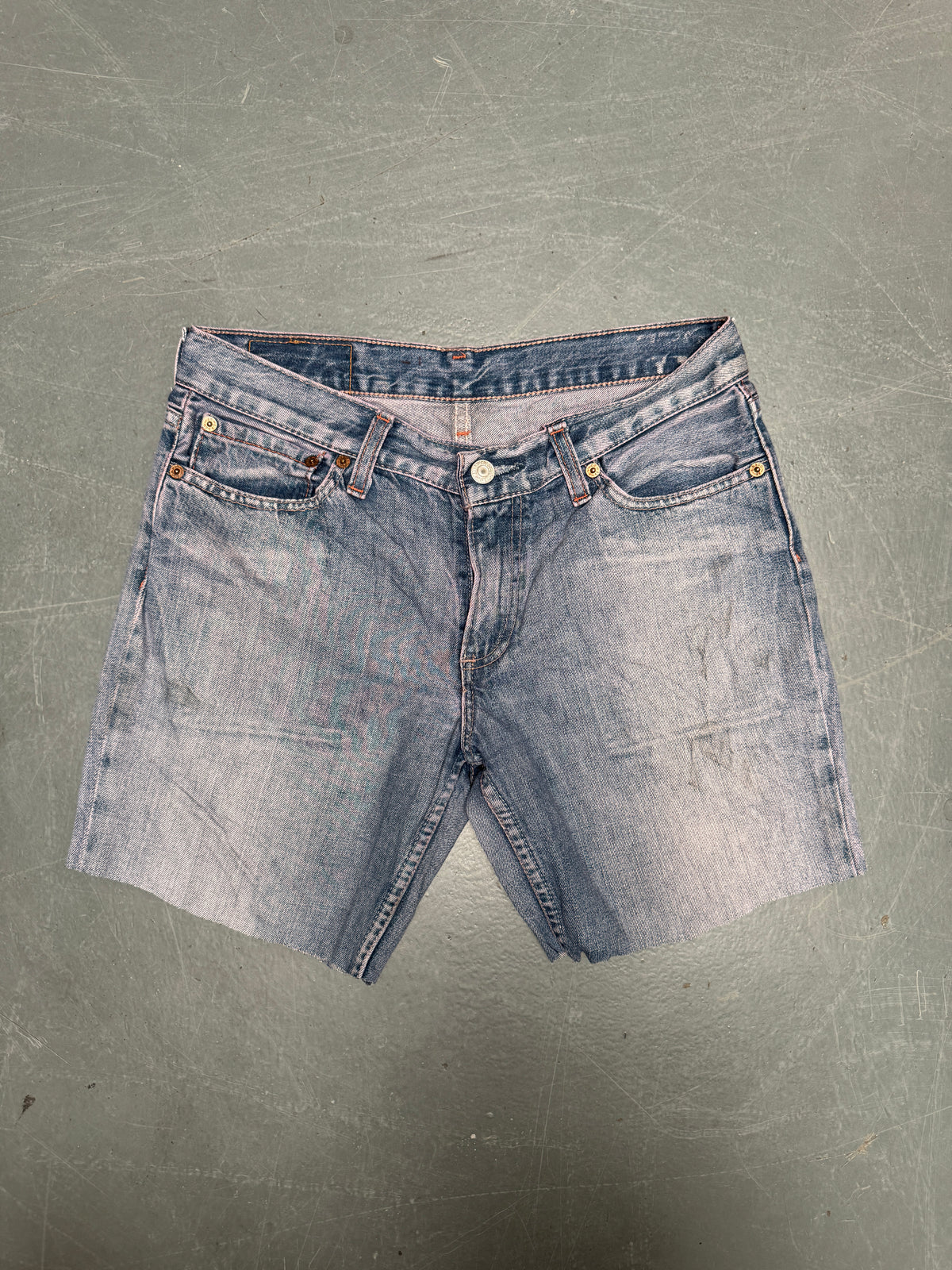 Vintage Levis Cut Off Denim Shorts - 90s Made - W 30 - SH1074