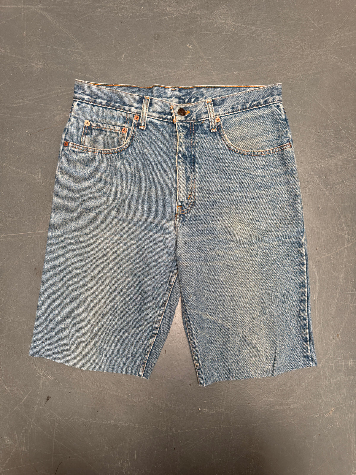 Vintage Levis Cut Off Denim Shorts - 90s Made - W 32 - SH1077