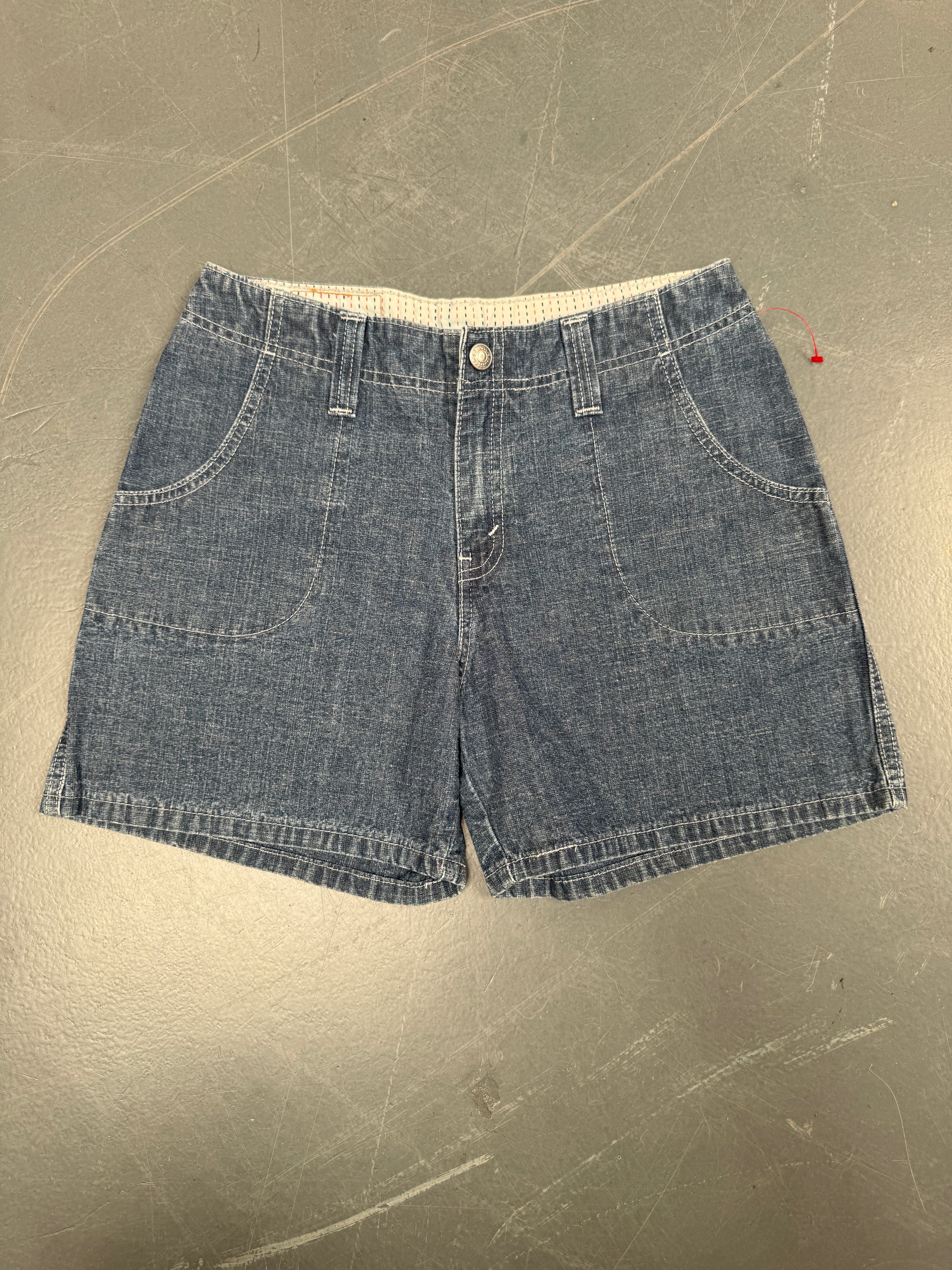 Vintage Ladies Levis Cut Off Denim Shorts - 90s Made - W 27 - SH108