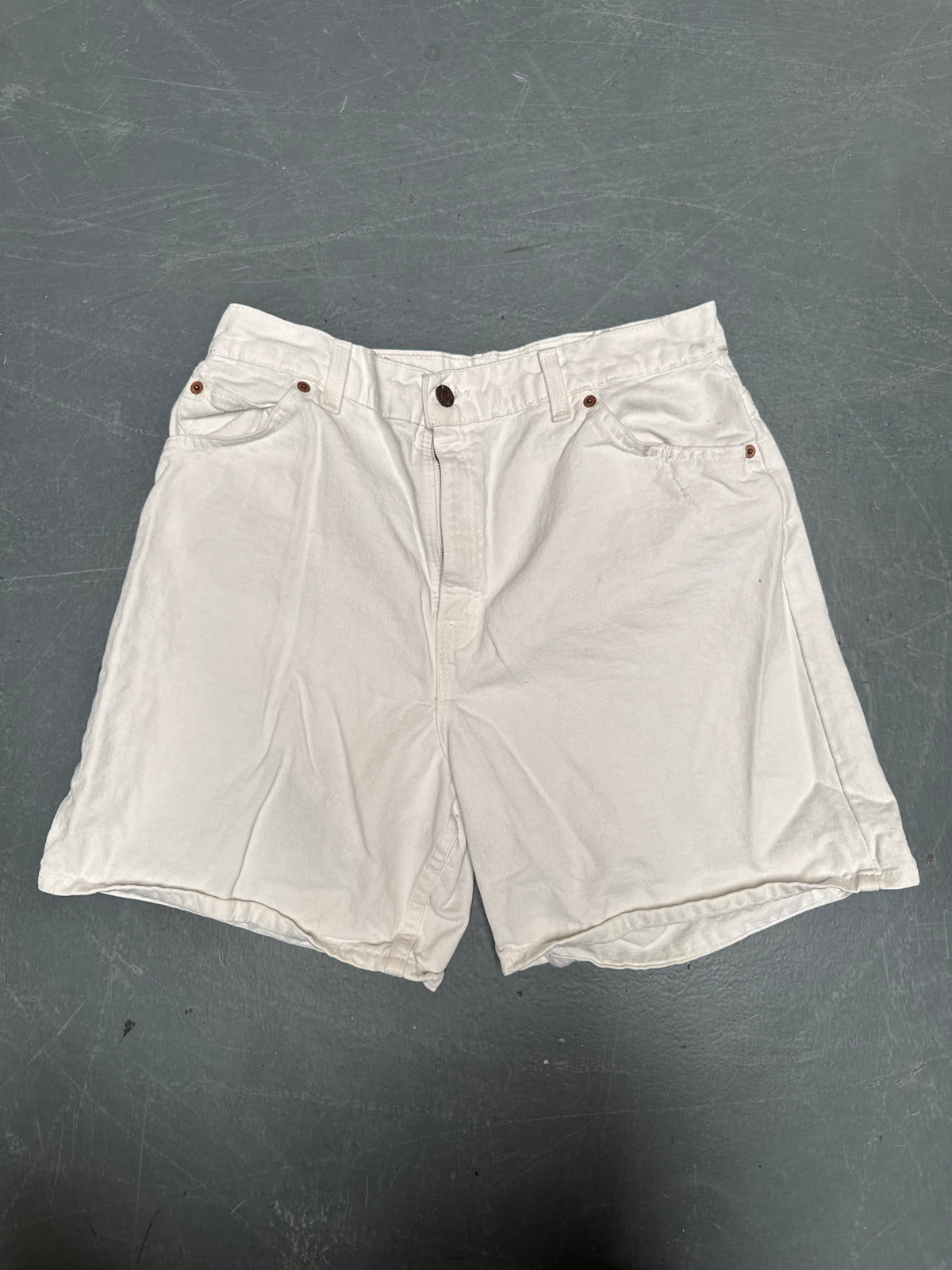 Vintage Levis Cut Off Denim Shorts - 90s Made - W 36 - SH1099