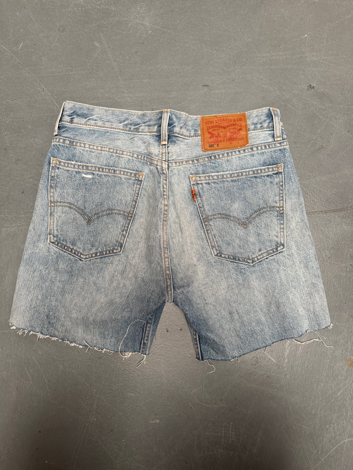 Vintage Levis Cut Off Denim Shorts - 90s Made - W 30 - SH1111