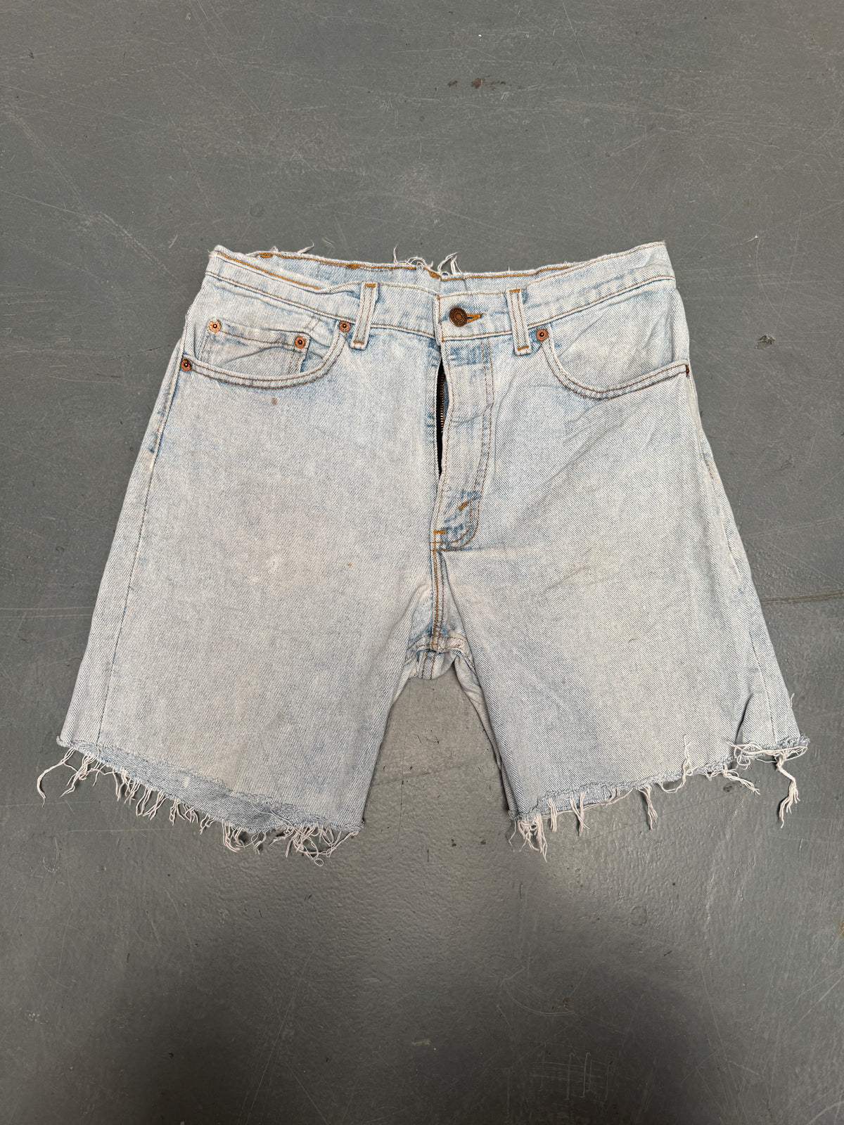 Vintage Levis Cut Off Denim Shorts - 90s Made - W 30 - SH1113