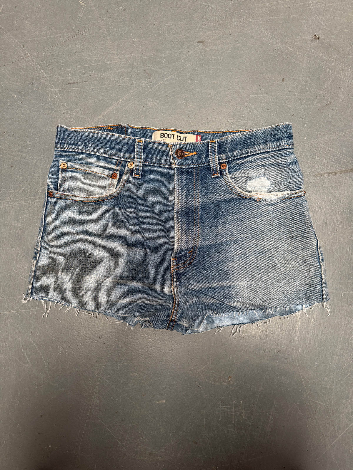 Vintage Levis Cut Off Denim Shorts - 90s Made - W 30 - SH1114