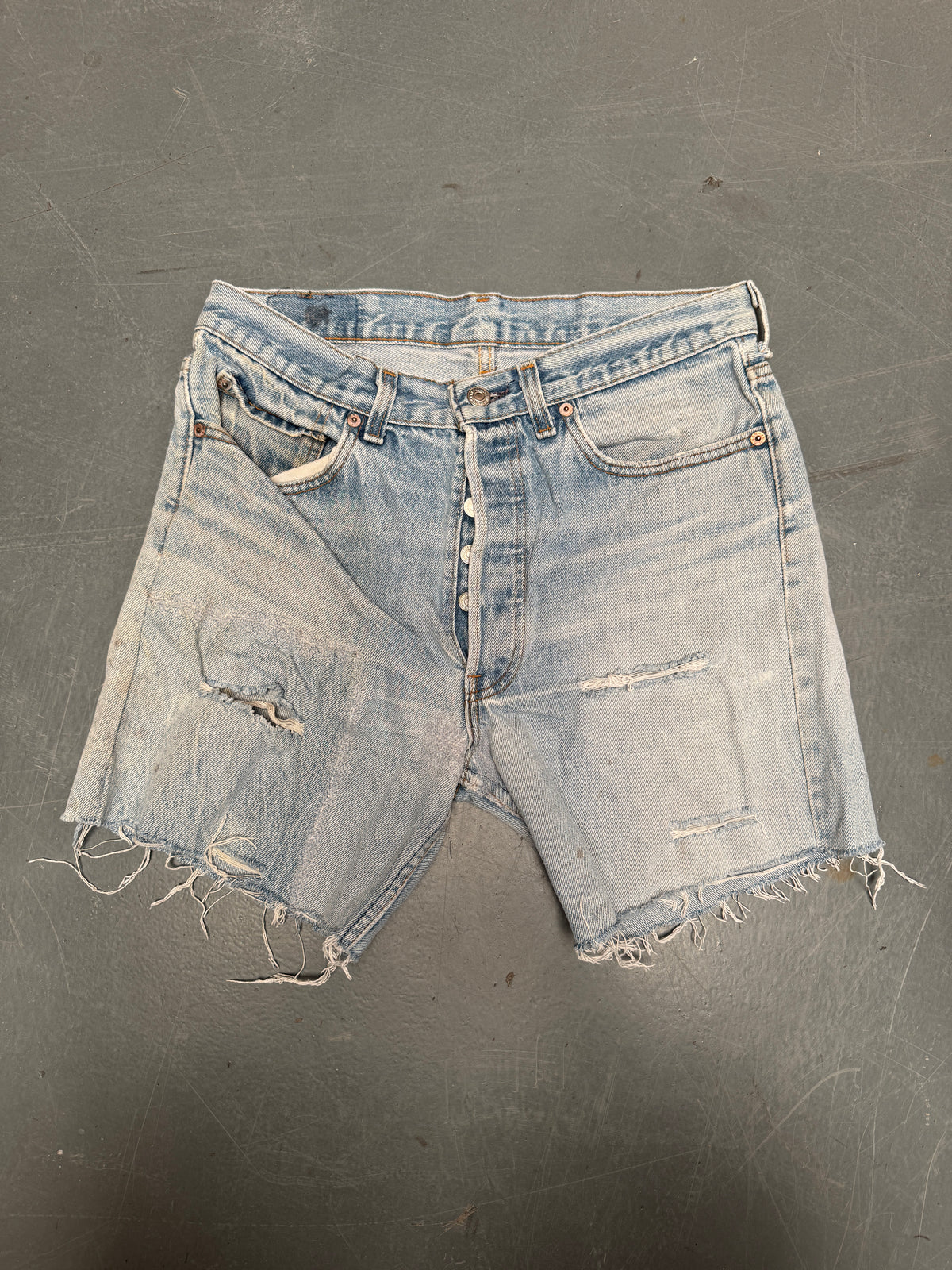 Vintage Levis Cut Off Denim Shorts - 90s Made - W 30 - SH1121