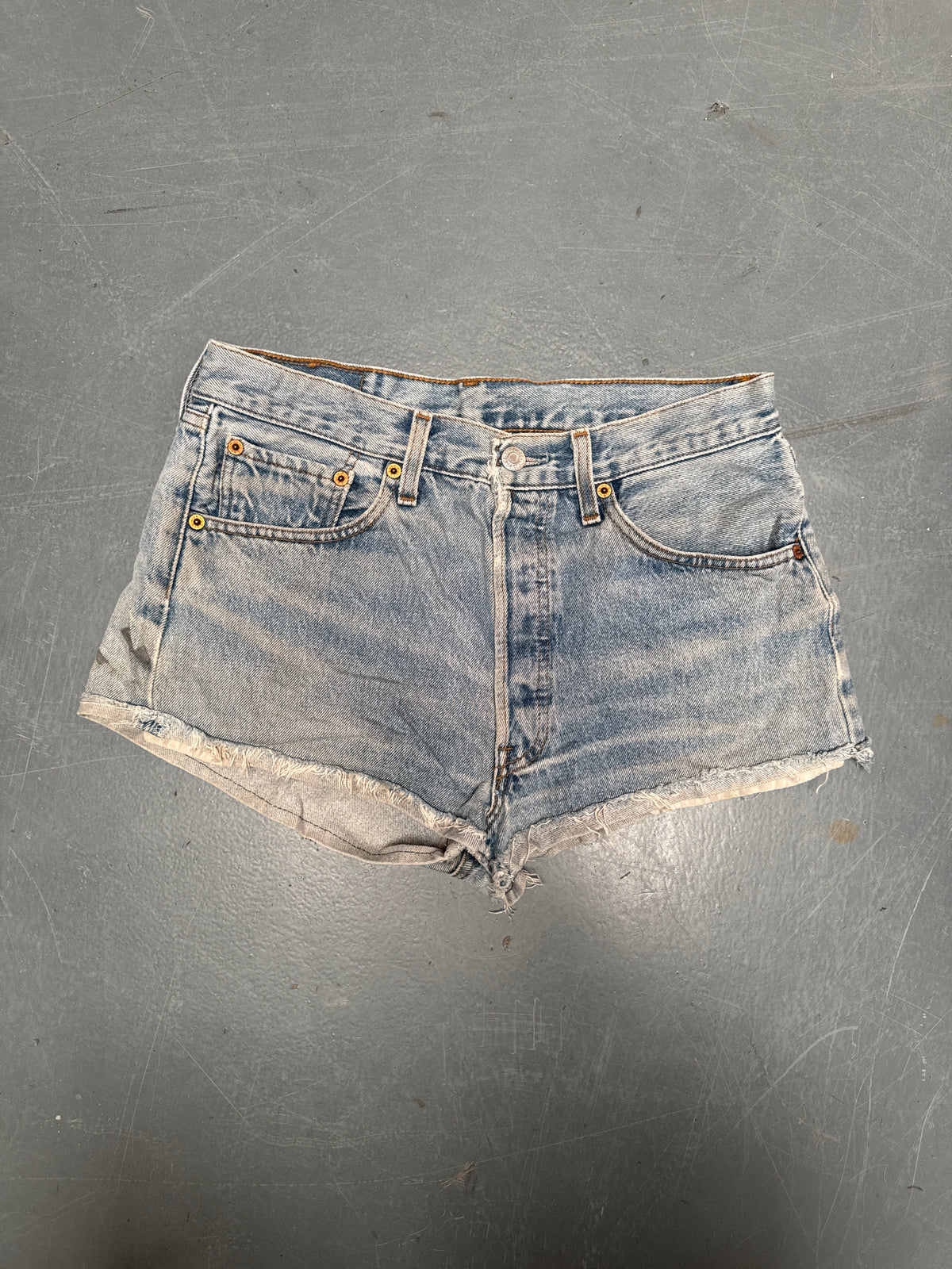 Vintage Levis Cut Off Denim Shorts - 90s Made - W 30 - SH1134