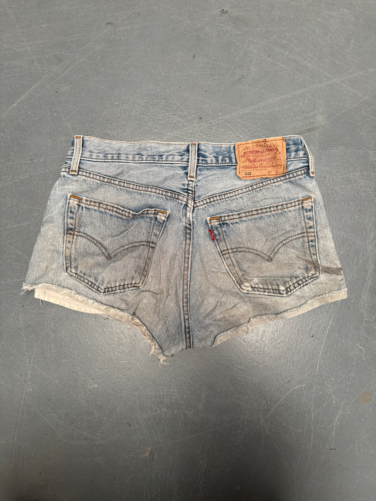 Vintage Levis Cut Off Denim Shorts - 90s Made - W 30 - SH1134