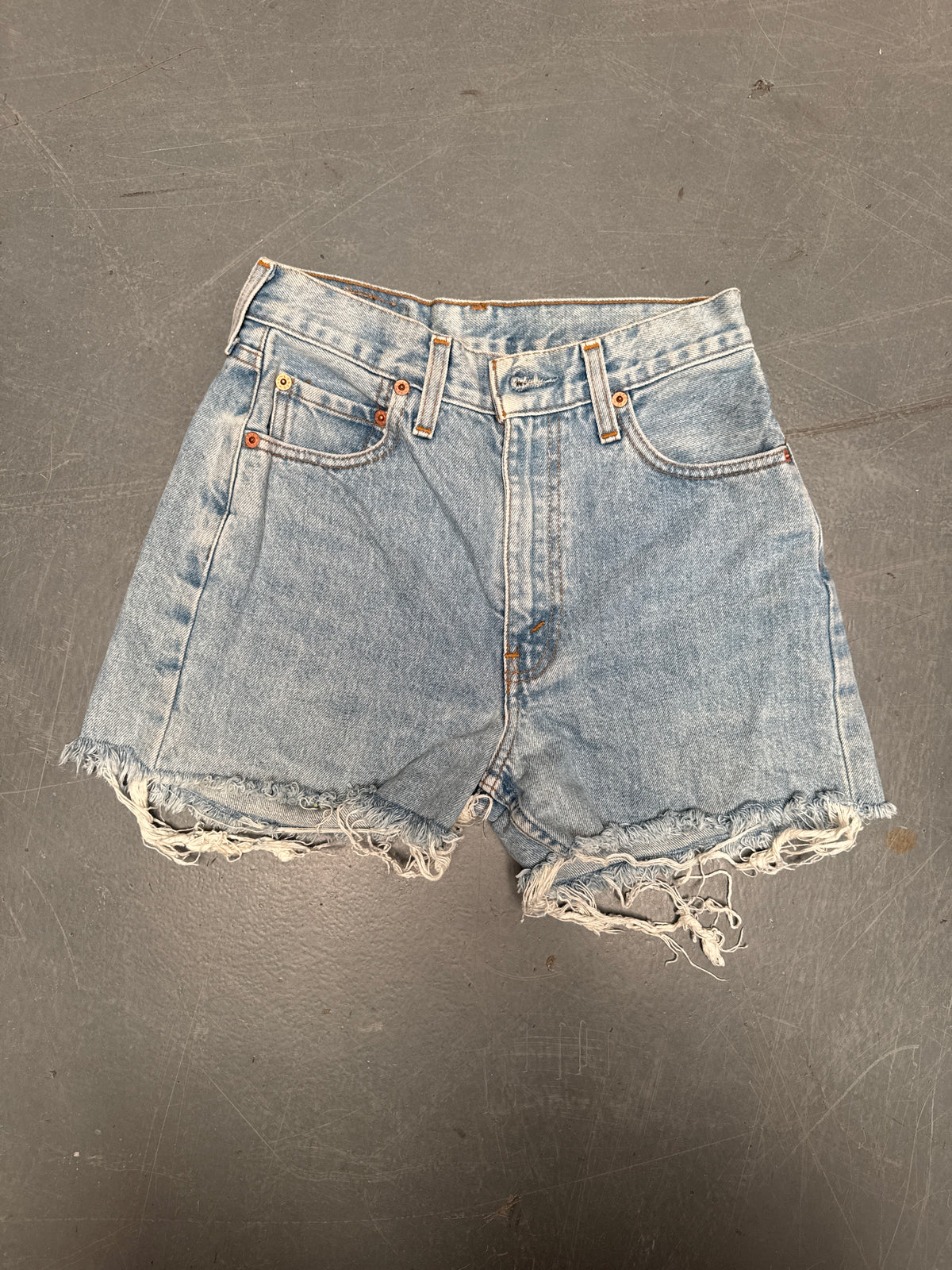 Vintage Levis Cut Off Denim Shorts - 90s Made - W 24 - SH1135