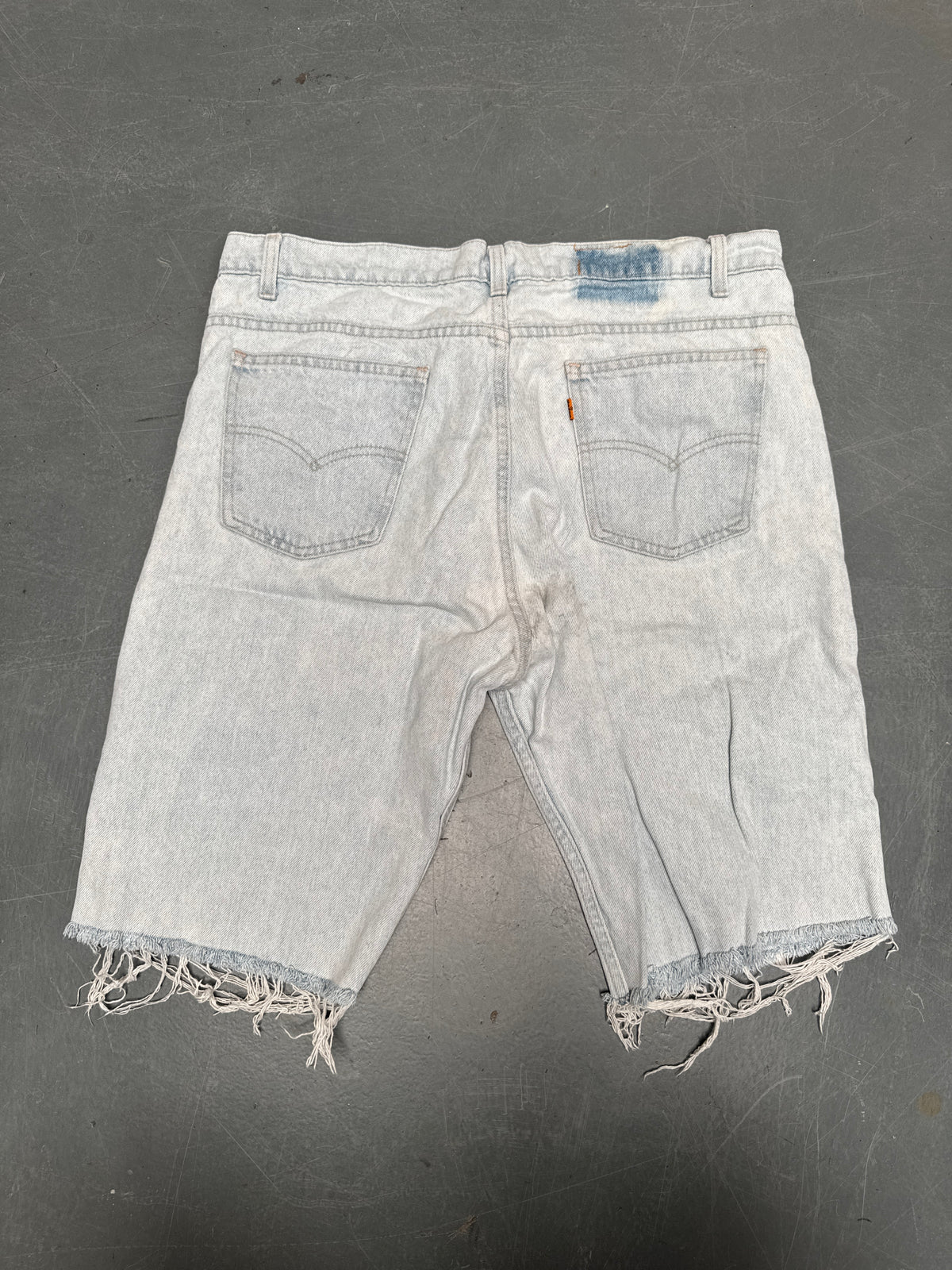 Vintage Levis Cut Off Denim Shorts - 90s Made - W 36 - SH1142