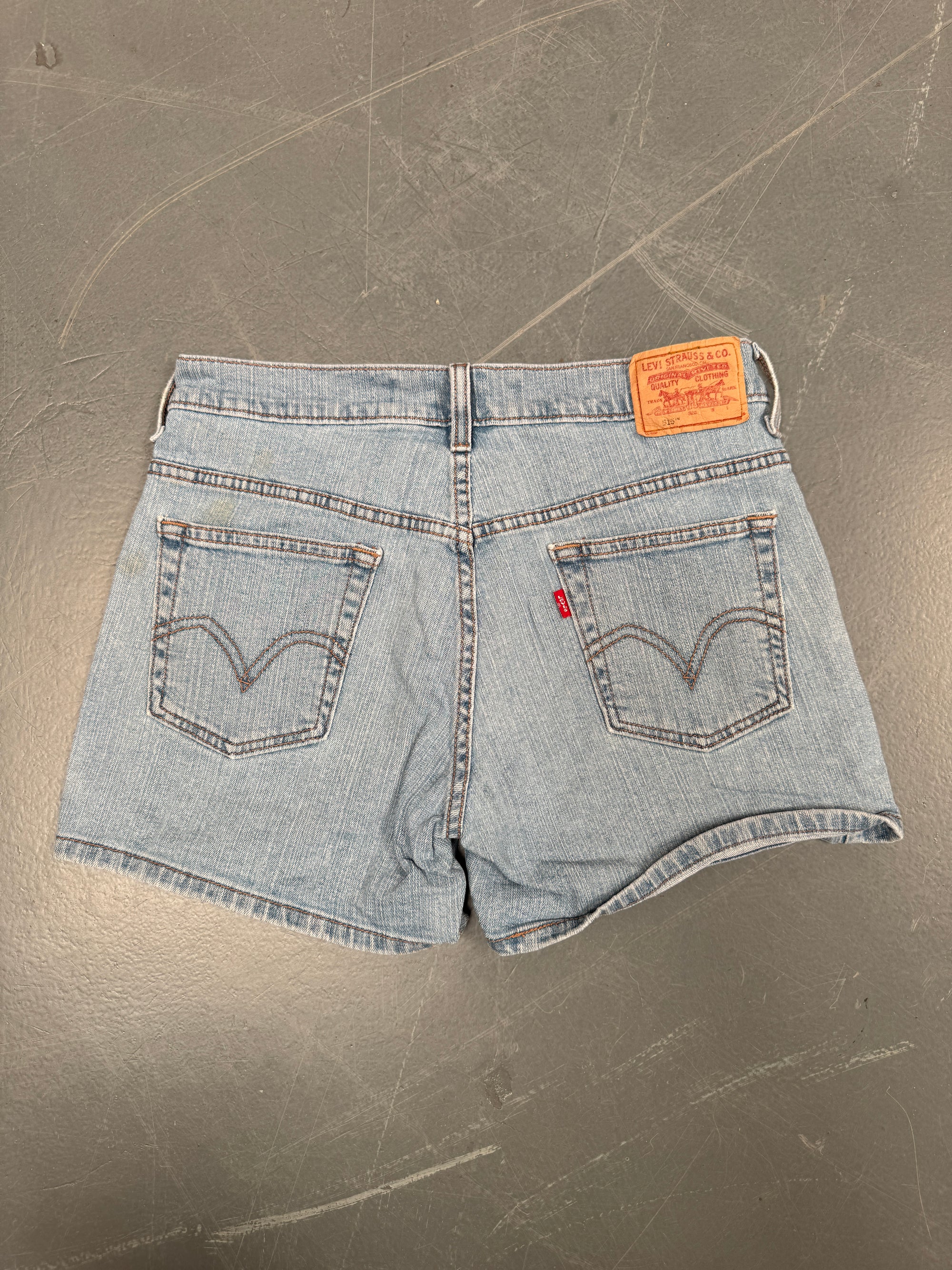 Vintage Ladies Levis Cut Off Denim Shorts - 90s Made - W 30 - SH115