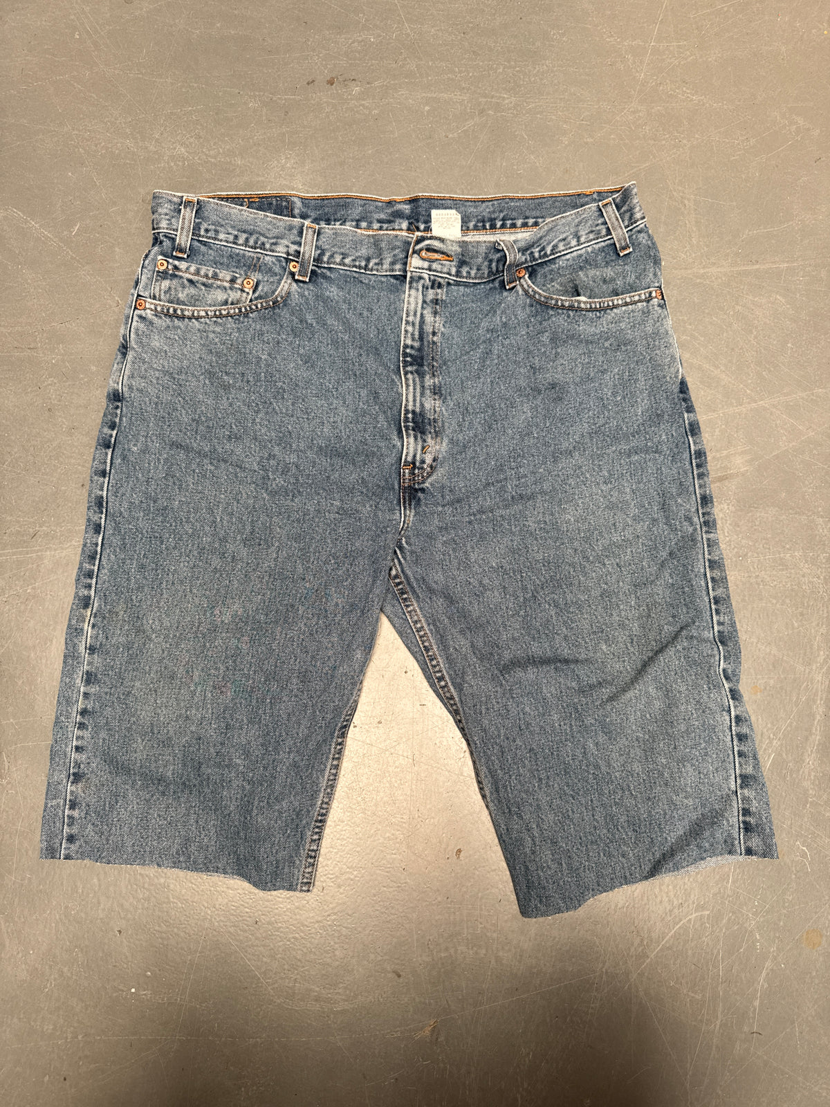Vintage Levis Cut Off Denim Shorts - 90s Made - W 38 - SH1156