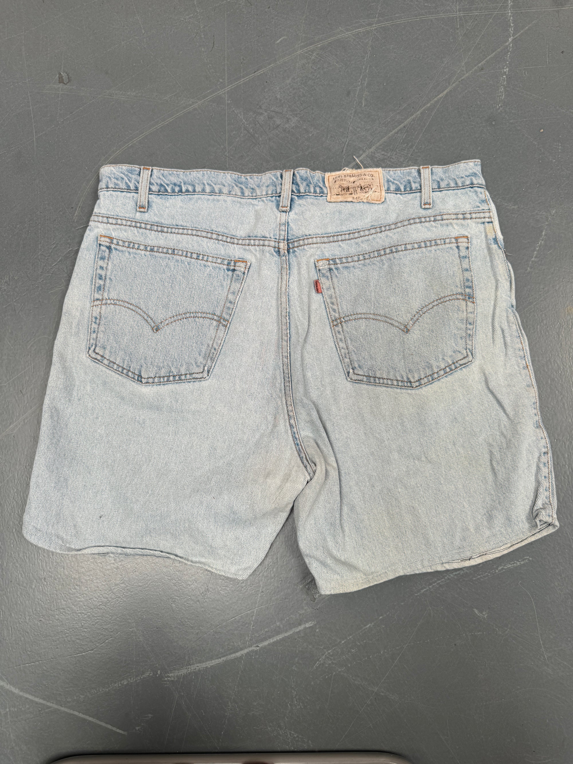 Vintage Ladies Levis Cut Off Denim Shorts - 90s Made - W 38 - SH116