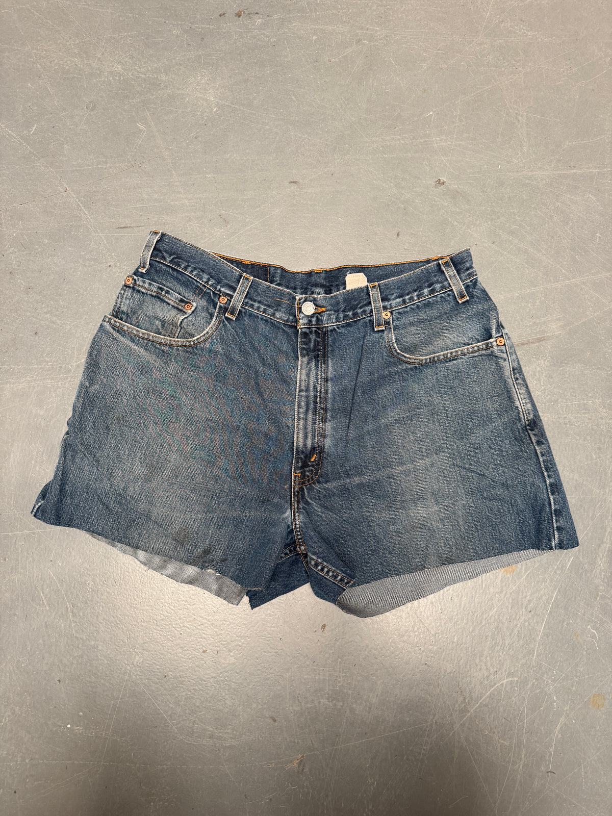 Vintage Levis Cut Off Denim Shorts - 90s Made - W 34 - SH1160