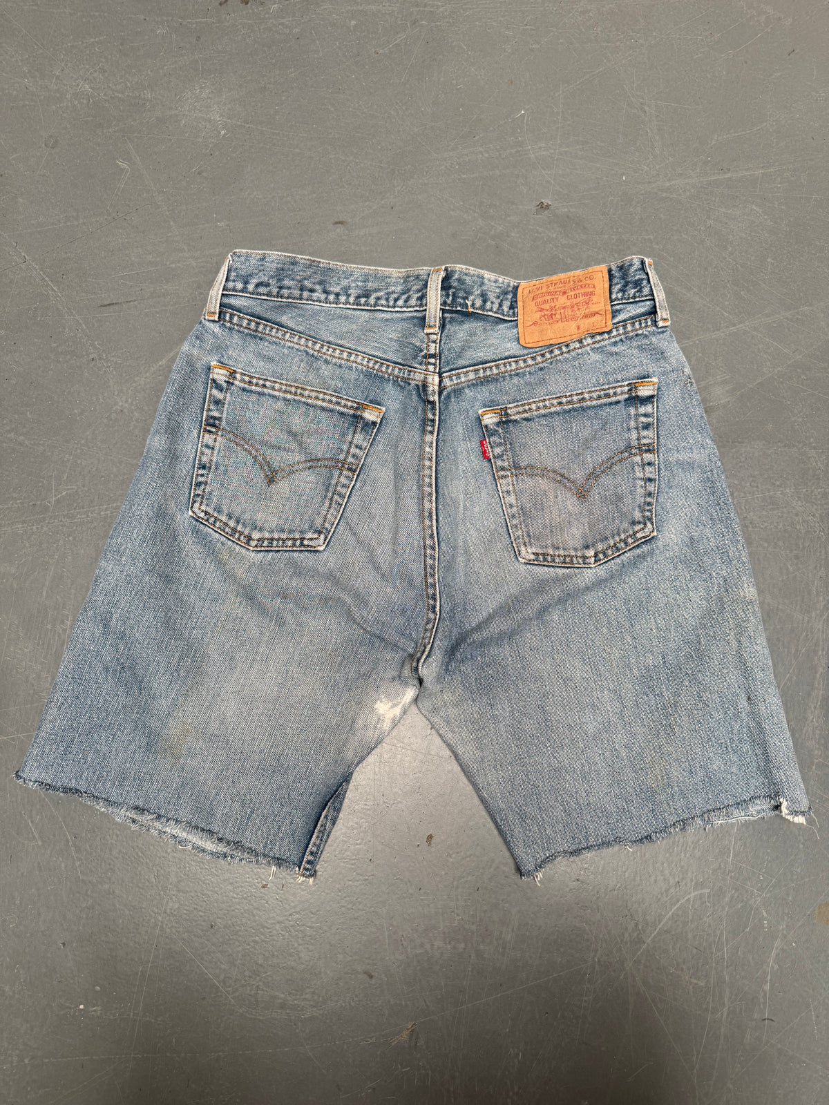 Vintage Levis Cut Off Denim Shorts - 90s Made - W 30 - SH1161