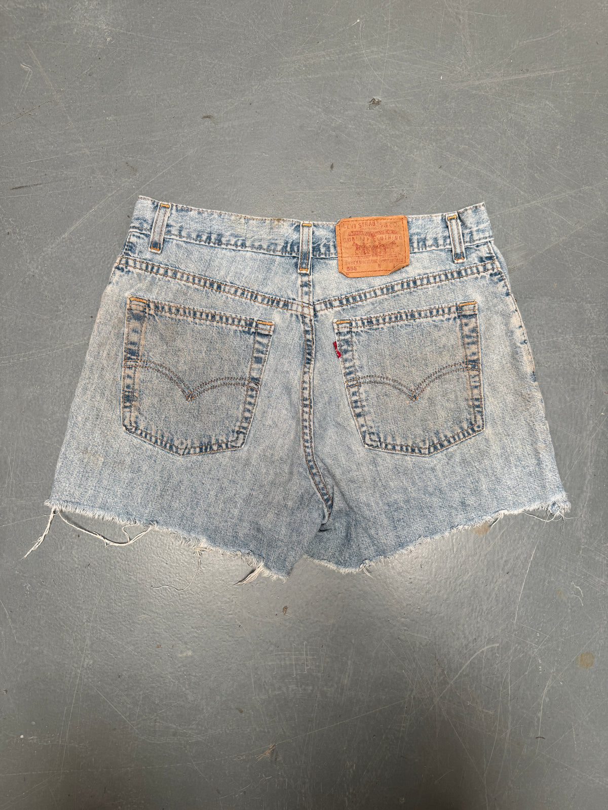 Vintage Levis Cut Off Denim Shorts - 90s Made - W 30 - SH1163