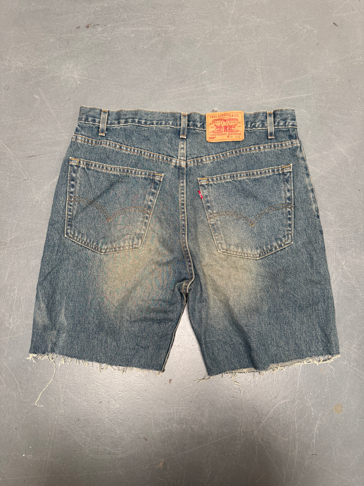 Vintage Levis Cut Off Denim Shorts - 90s Made - W 36 - SH1164