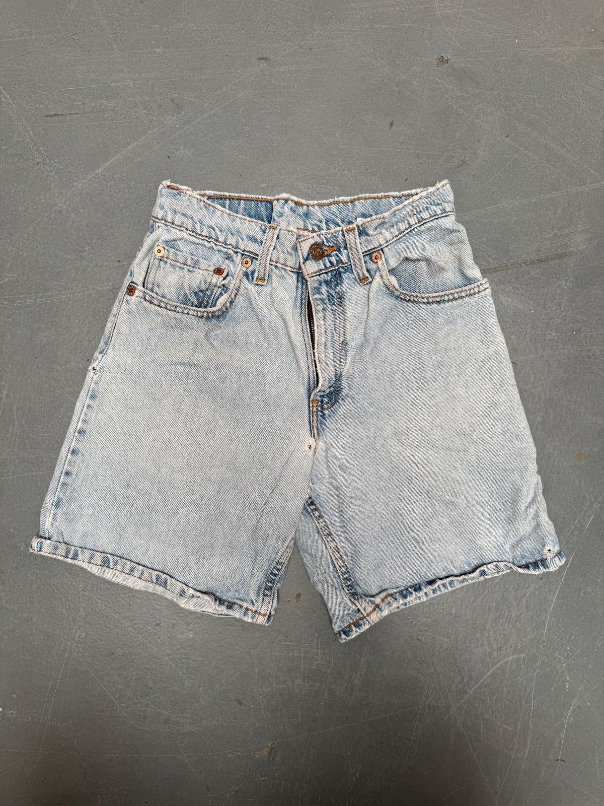 Vintage Levis Cut Off Denim Shorts - 90s Made - W 22 - SH1165