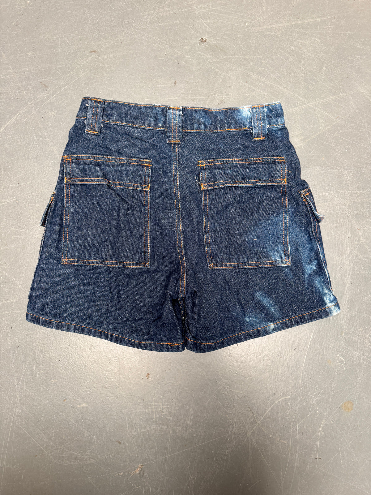 Vintage Levis Cut Off Denim Shorts - 90s Made - W 26 - SH1167