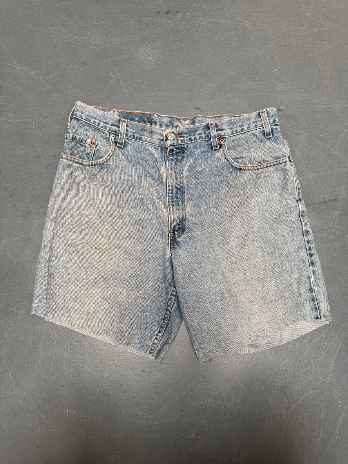 Vintage Levis Cut Off Denim Shorts - 90s Made - W 36 - SH1171