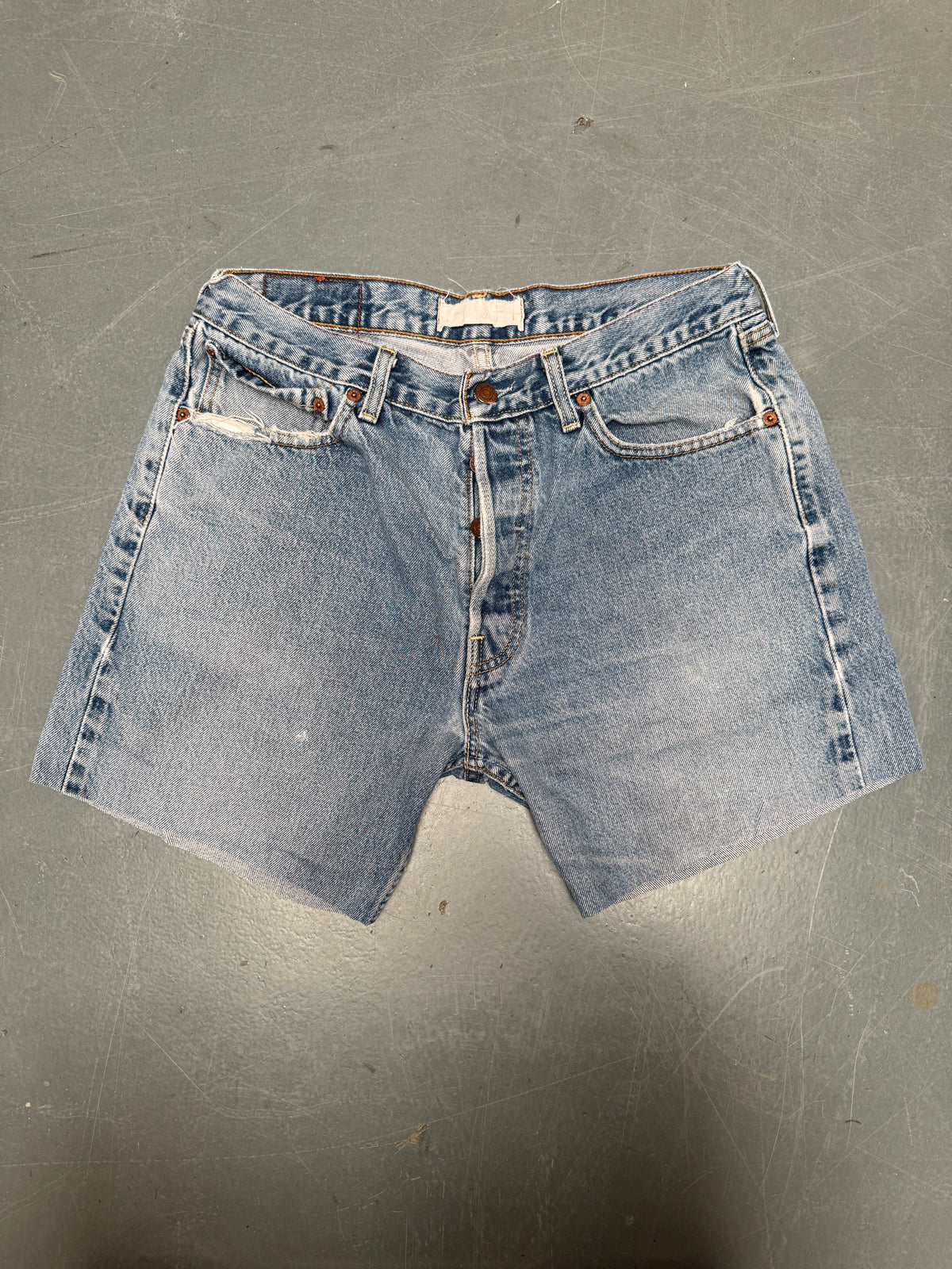 Vintage Levis Cut Off Denim Shorts - 90s Made - W 30 - SH1173