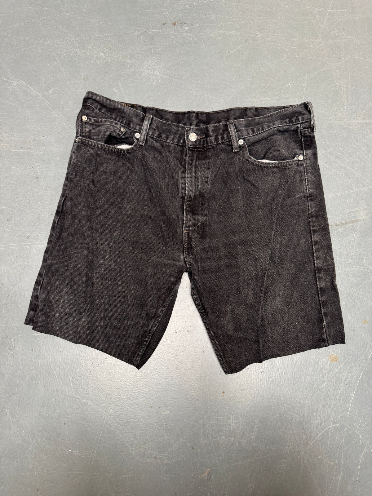 Vintage Levis Cut Off Denim Shorts - 90s Made - W 38 - SH1178