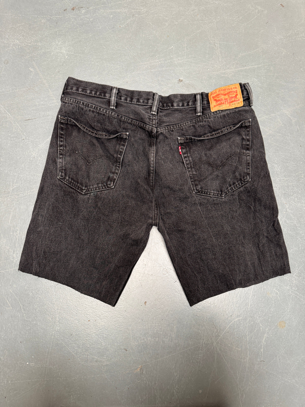 Vintage Levis Cut Off Denim Shorts - 90s Made - W 38 - SH1178