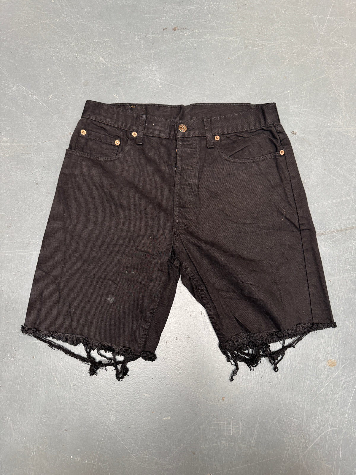 Vintage Levis Cut Off Denim Shorts - 90s Made - W 32 - SH1182