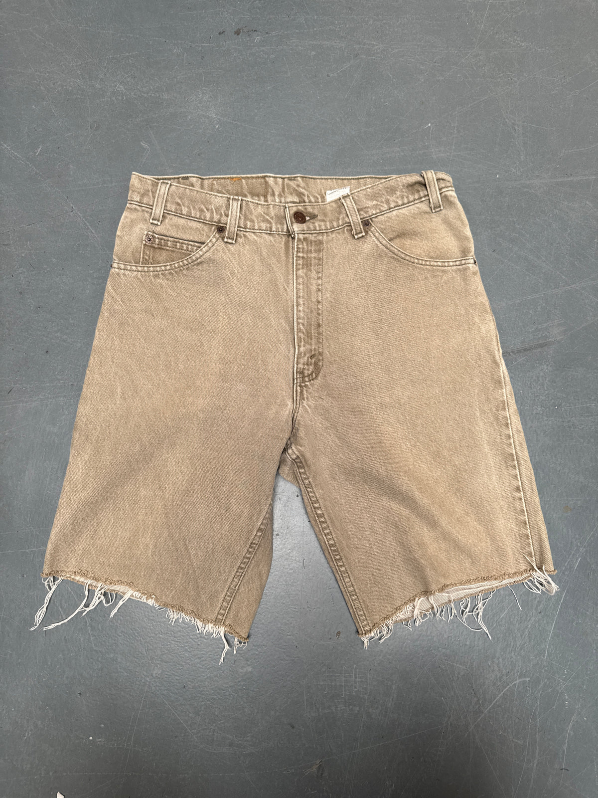 Vintage Levis Cut Off Denim Shorts - 90s Made - W 32 - SH1184