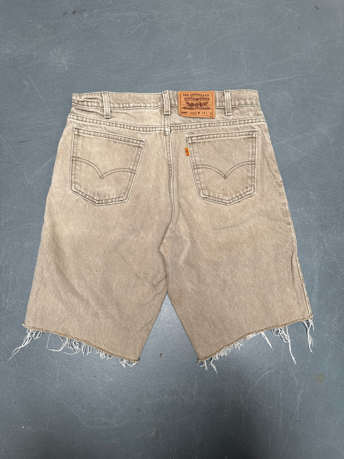Vintage Levis Cut Off Denim Shorts - 90s Made - W 32 - SH1184