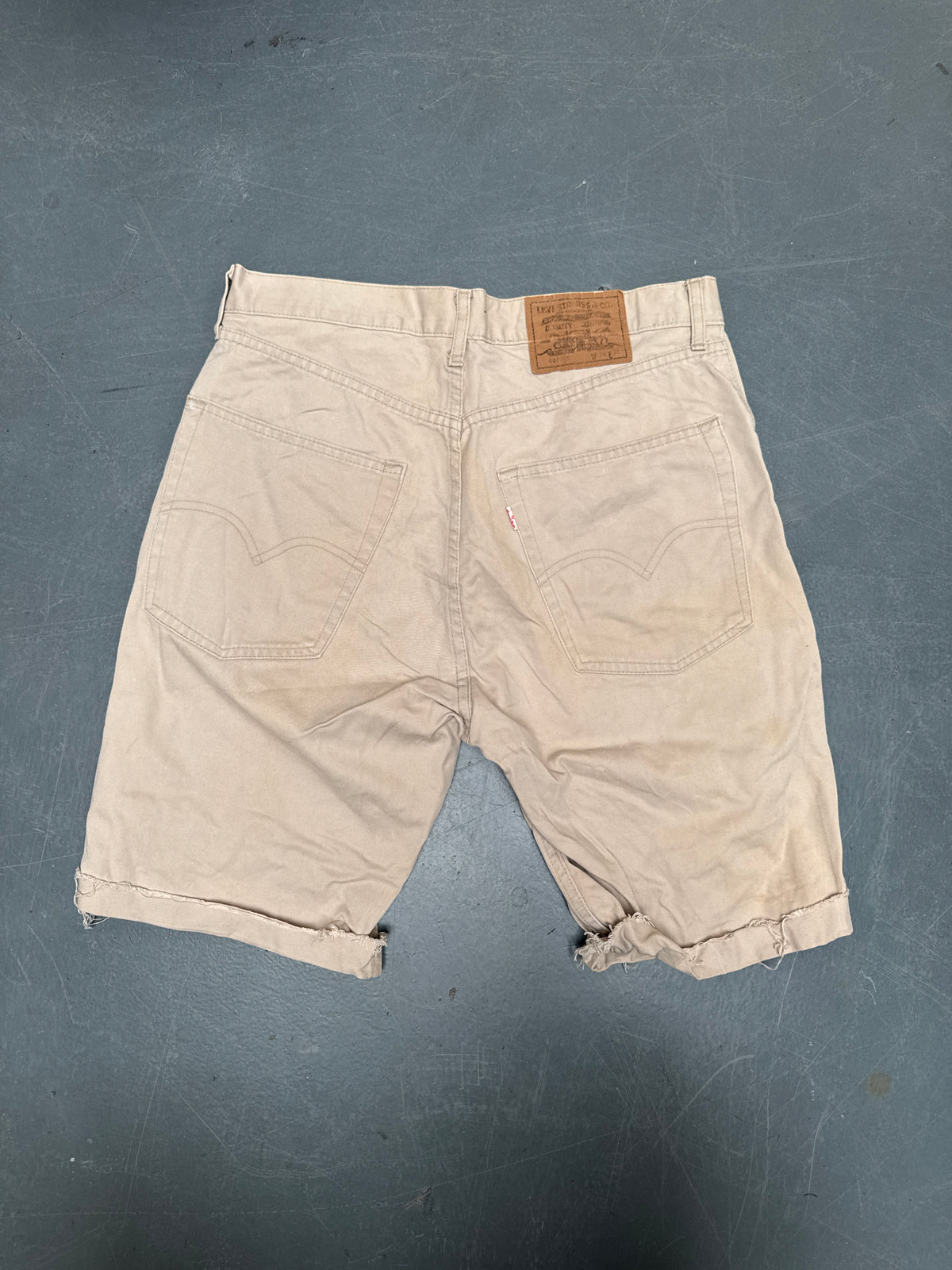 Vintage Levis Cut Off Denim Shorts - 90s Made - W 30 - SH1185