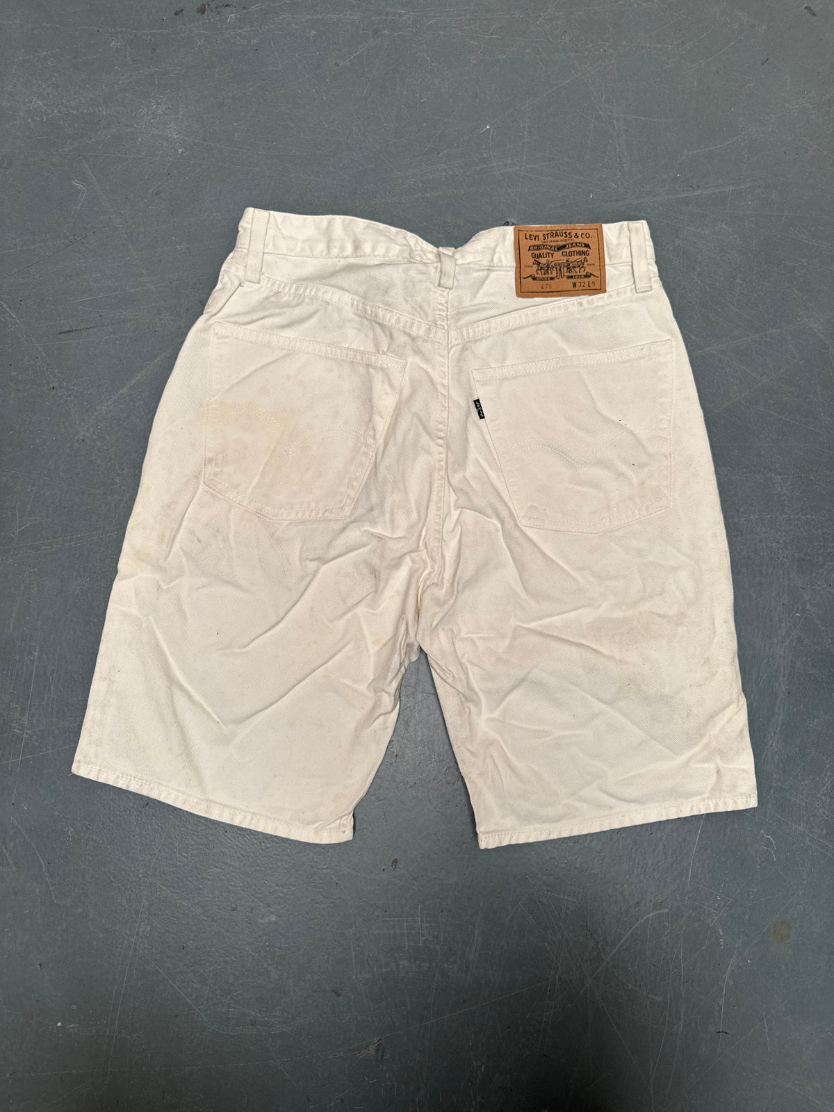 Vintage Levis Cut Off Denim Shorts - 90s Made - W 28 - SH1190