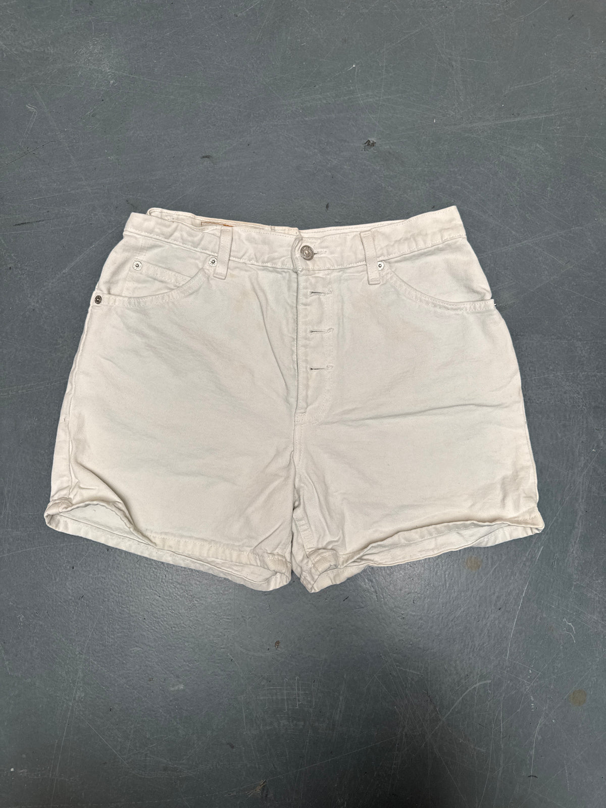 Vintage Levis Cut Off Denim Shorts - 90s Made - W 28 - SH1191