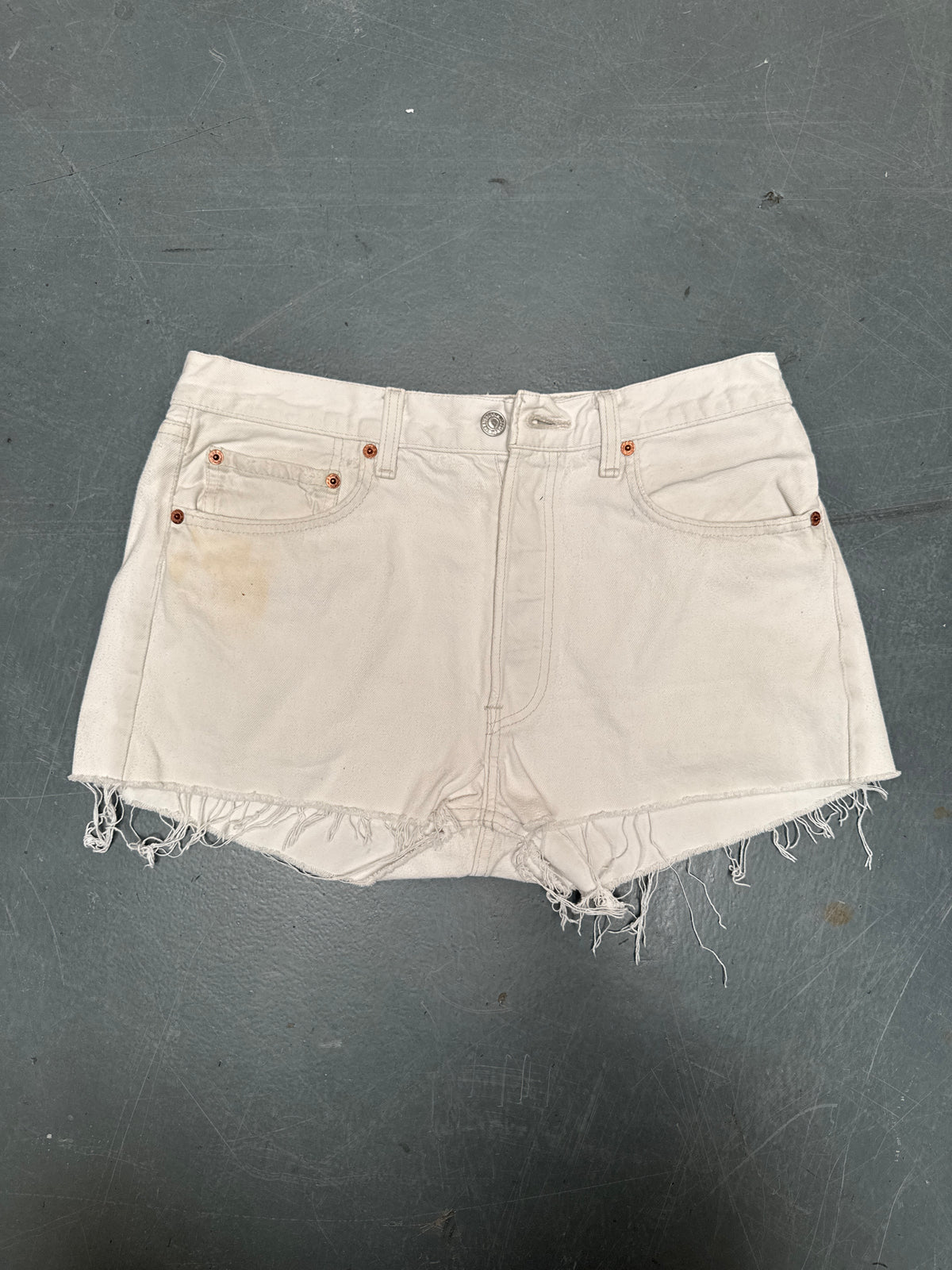 Vintage Levis Cut Off Denim Shorts - 90s Made - W 30 - SH1193