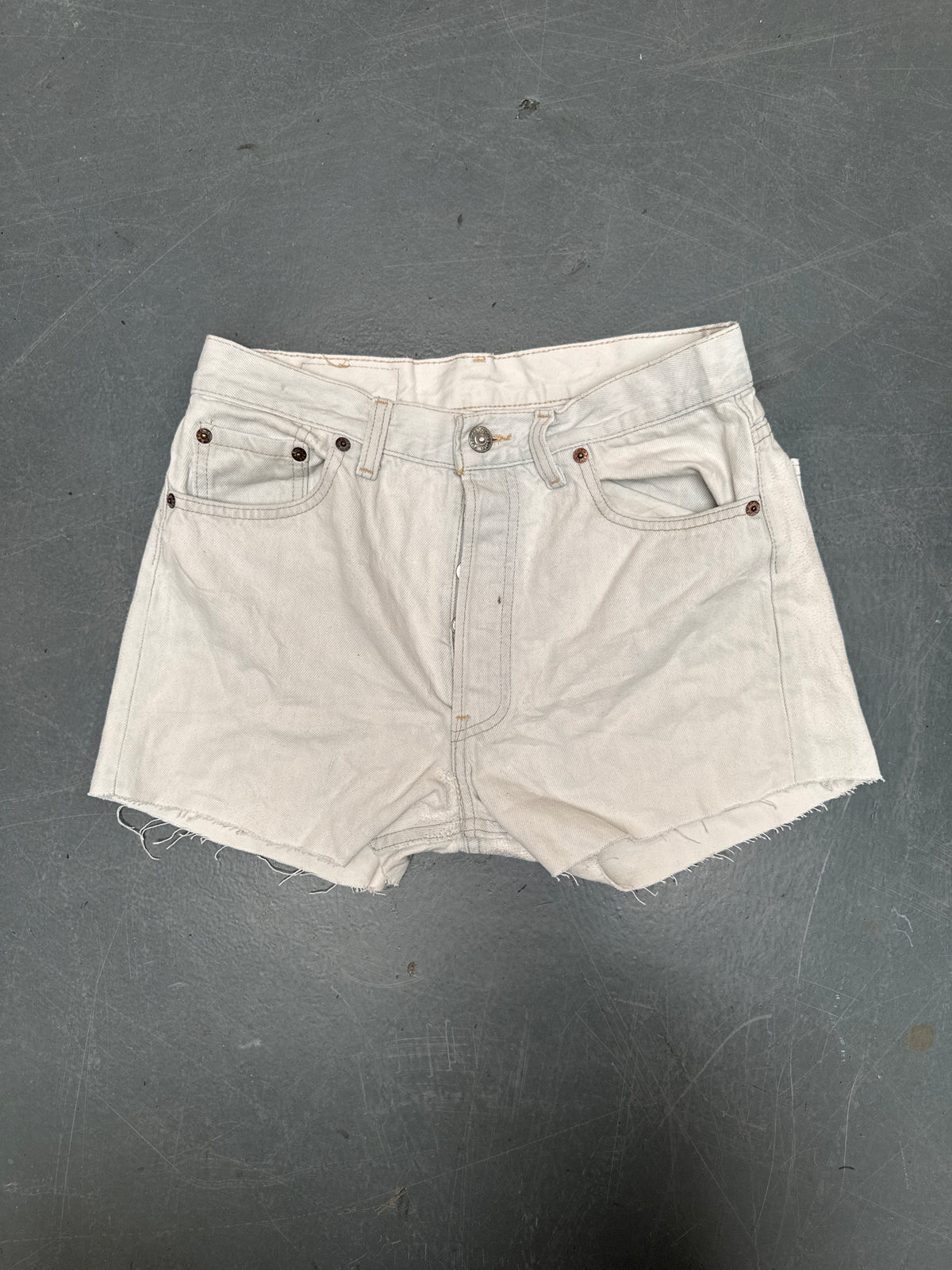 Vintage Levis Cut Off Denim Shorts - 90s Made - W 28 - SH1194