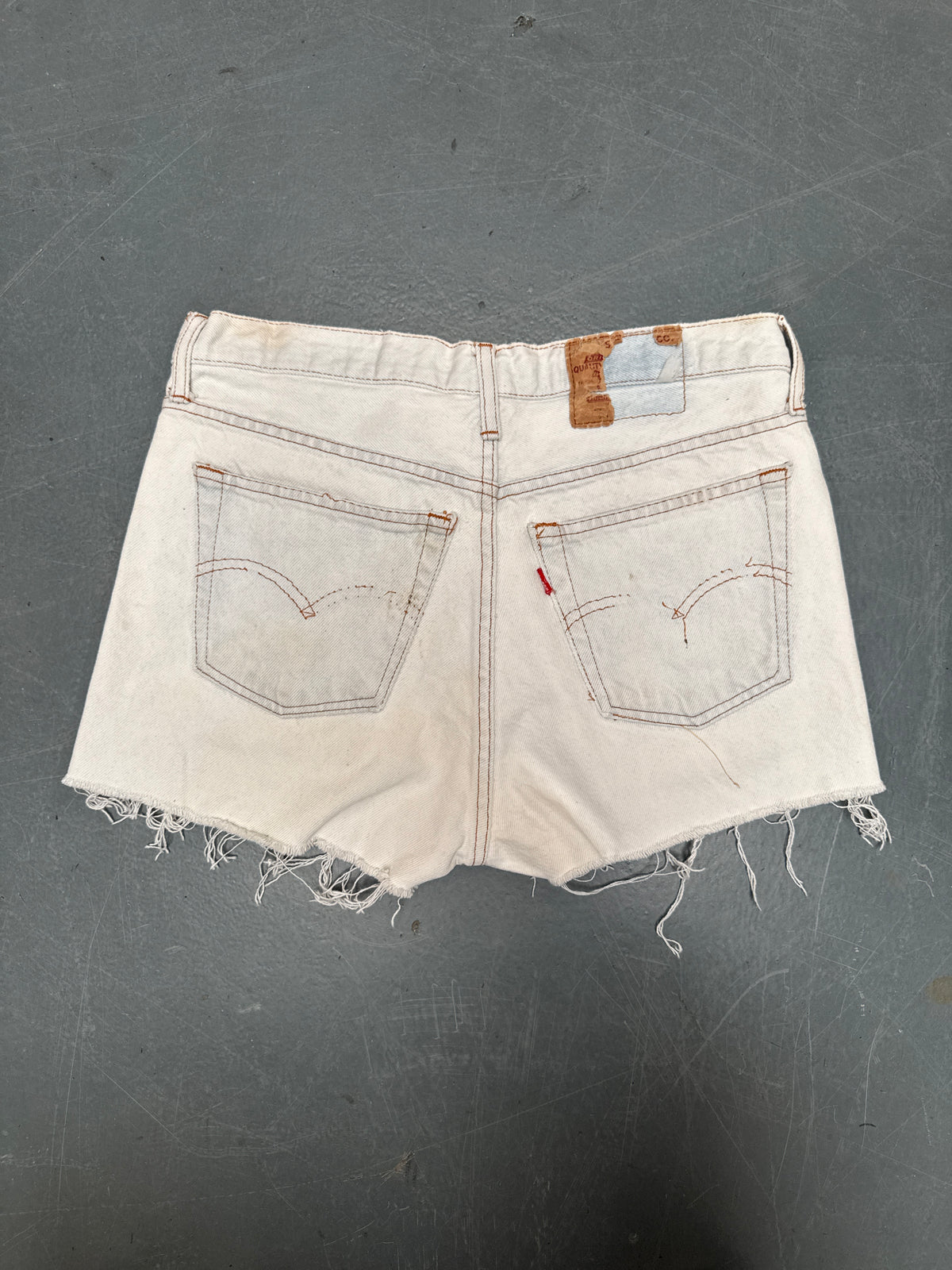 Vintage Levis Cut Off Denim Shorts - 90s Made - W 30 - SH1195