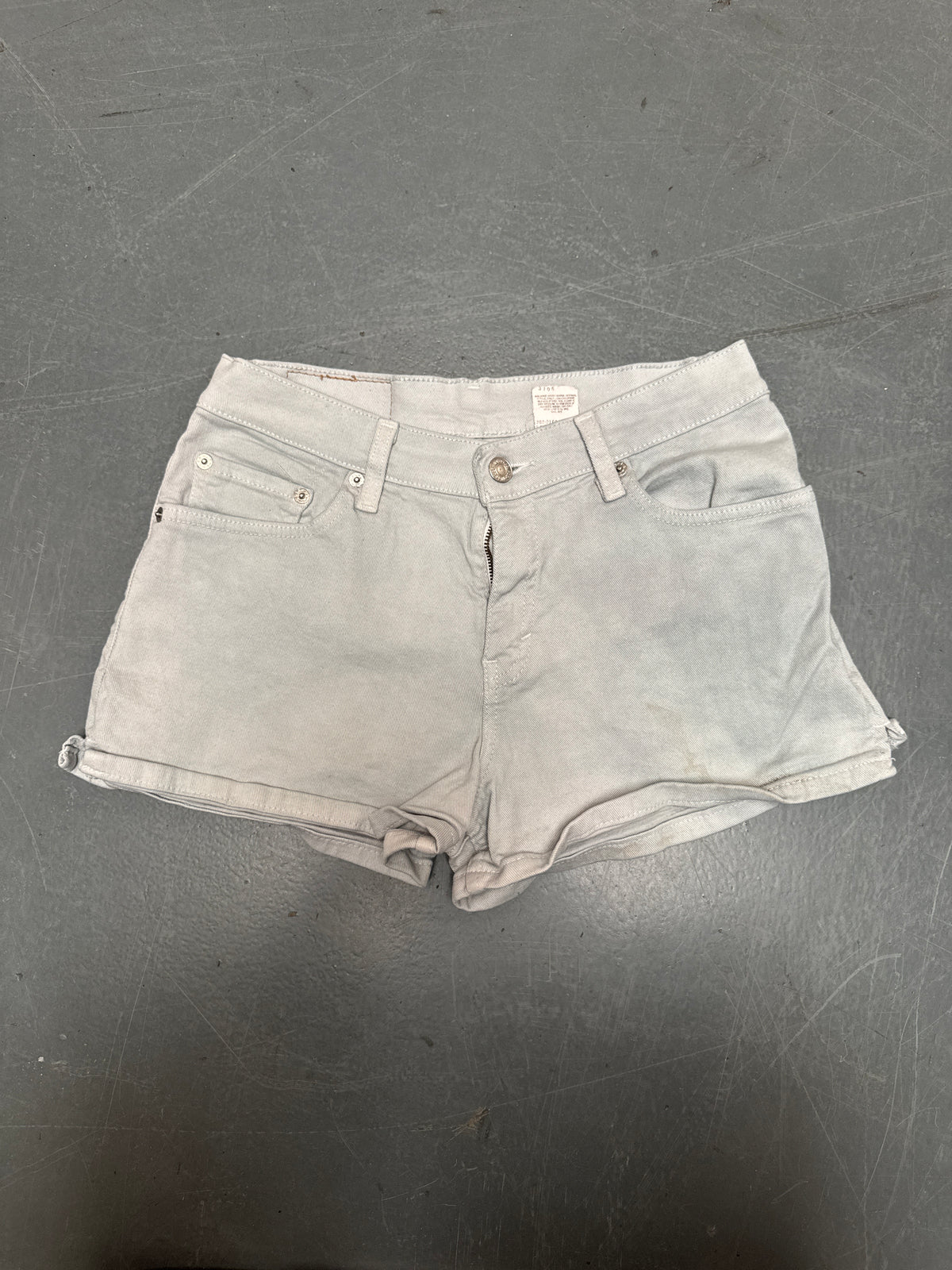 Vintage Levis Cut Off Denim Shorts - 90s Made - W 26 - SH1197