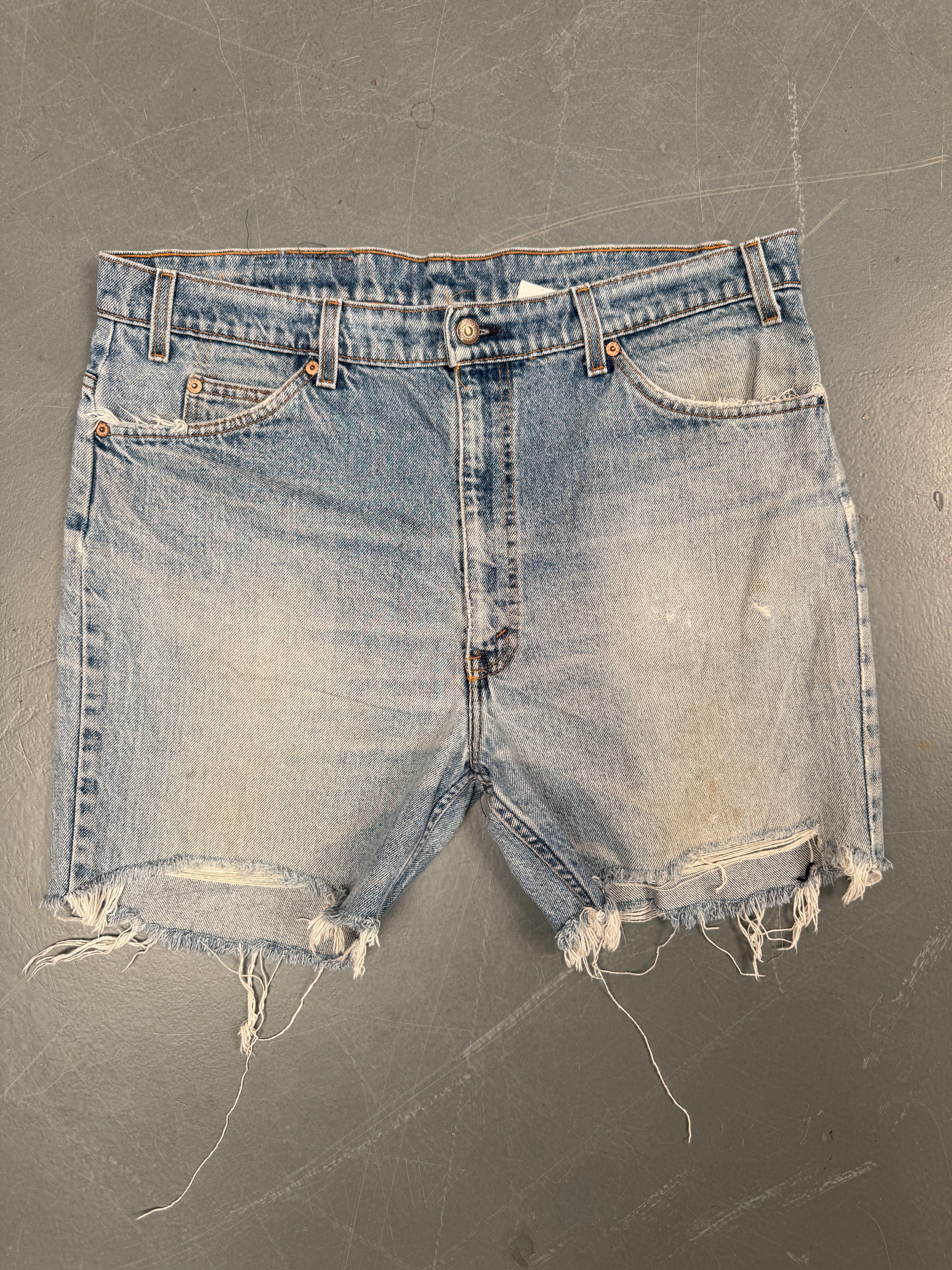Vintage Ladies Levis Cut Off Denim Shorts - 90s Made - W 38 - SH120