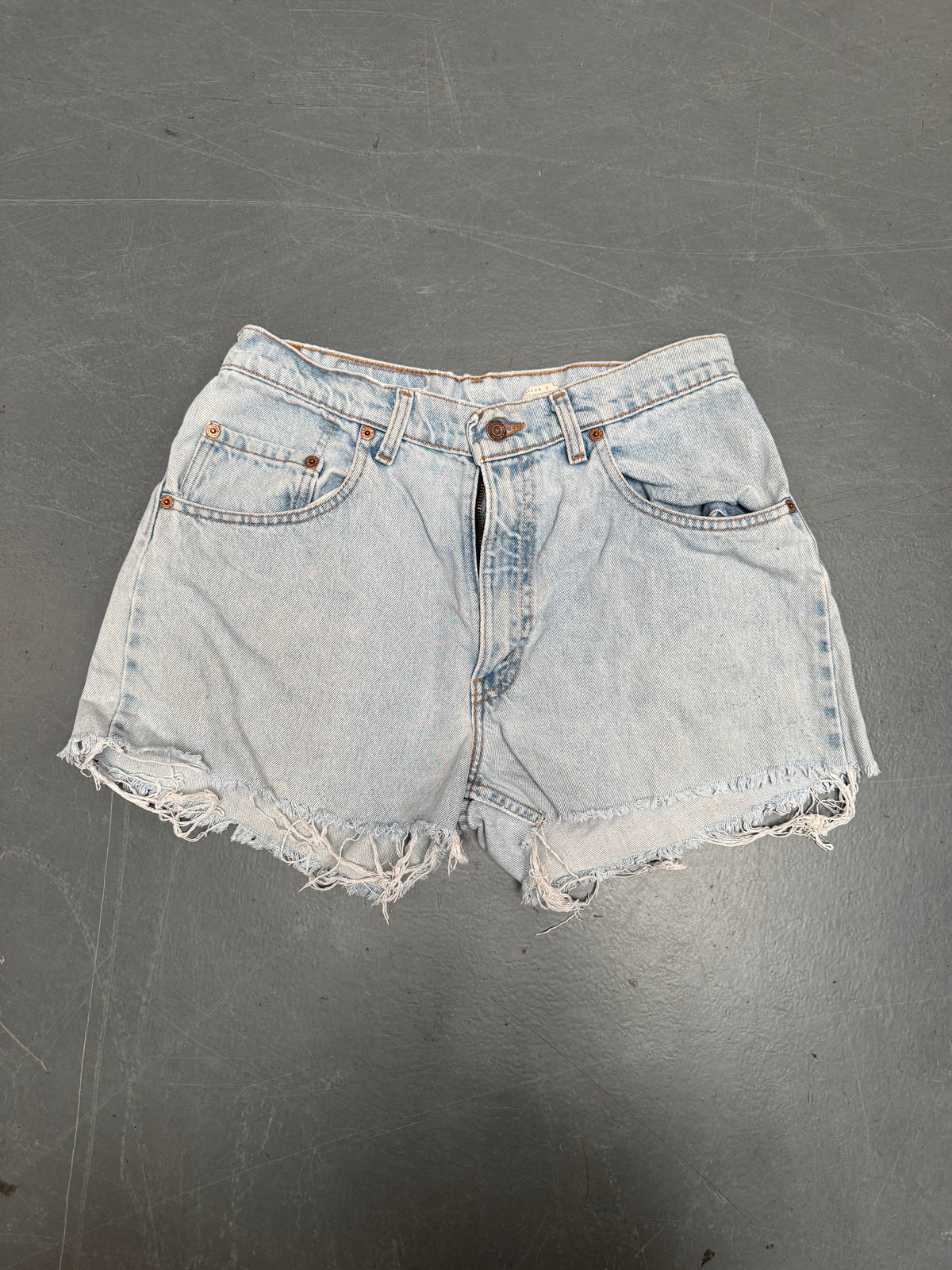 Vintage Levis Cut Off Denim Shorts - 90s Made - W 30 - SH1203