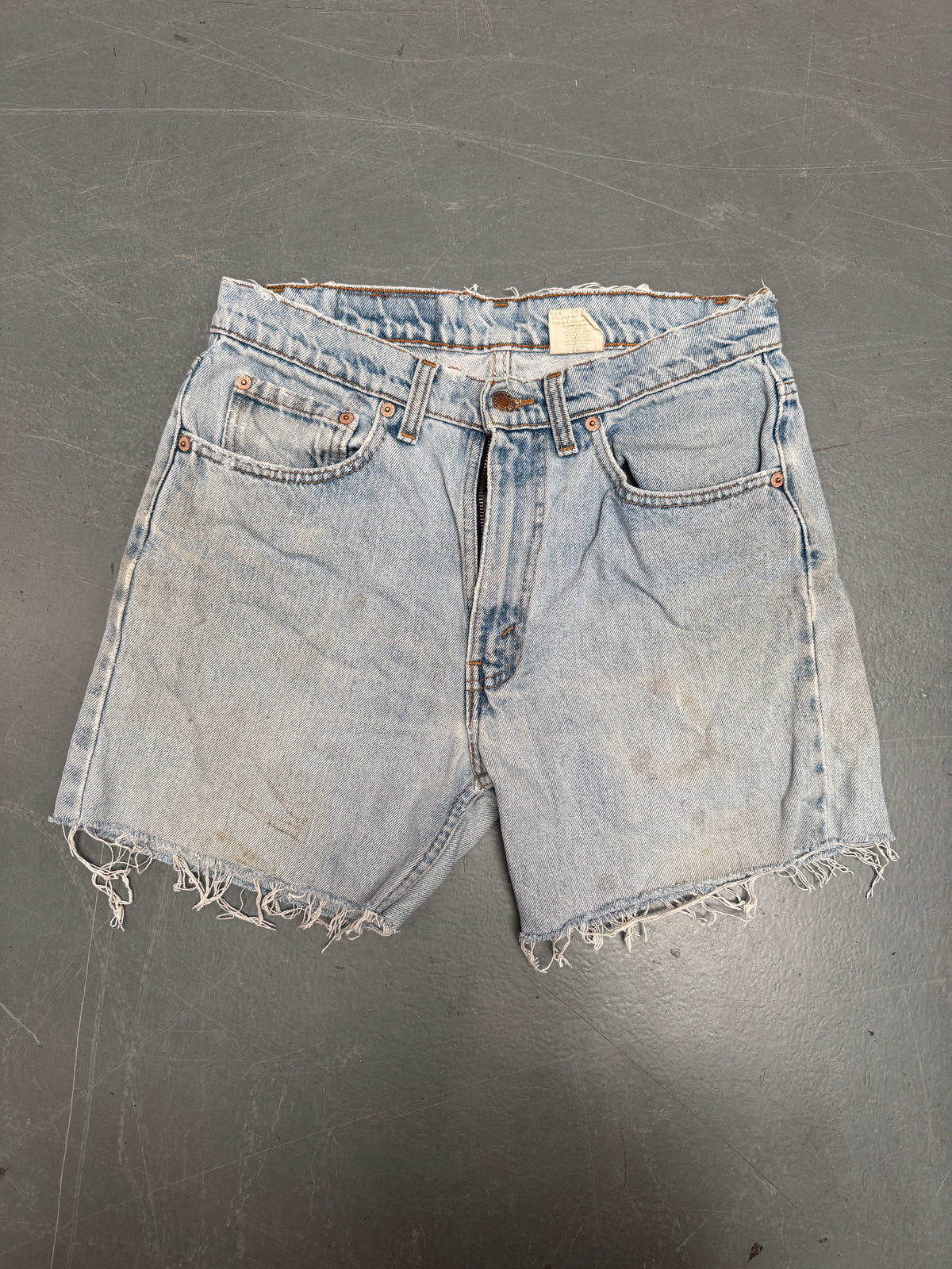 Vintage Levis Cut Off Denim Shorts - 90s Made - W 30 - SH1204