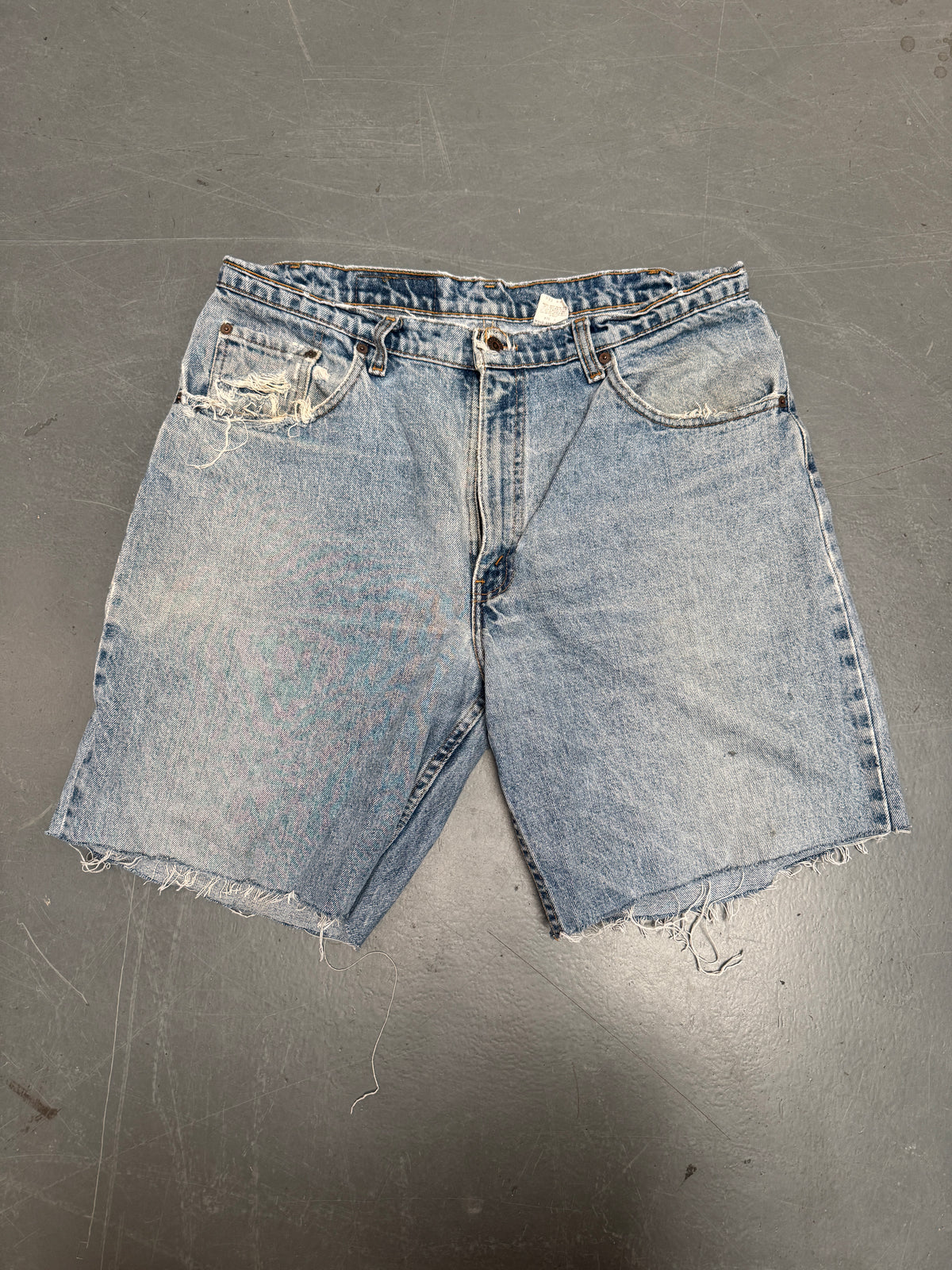 Vintage Levis Cut Off Denim Shorts - 90s Made - W 36 - SH1205