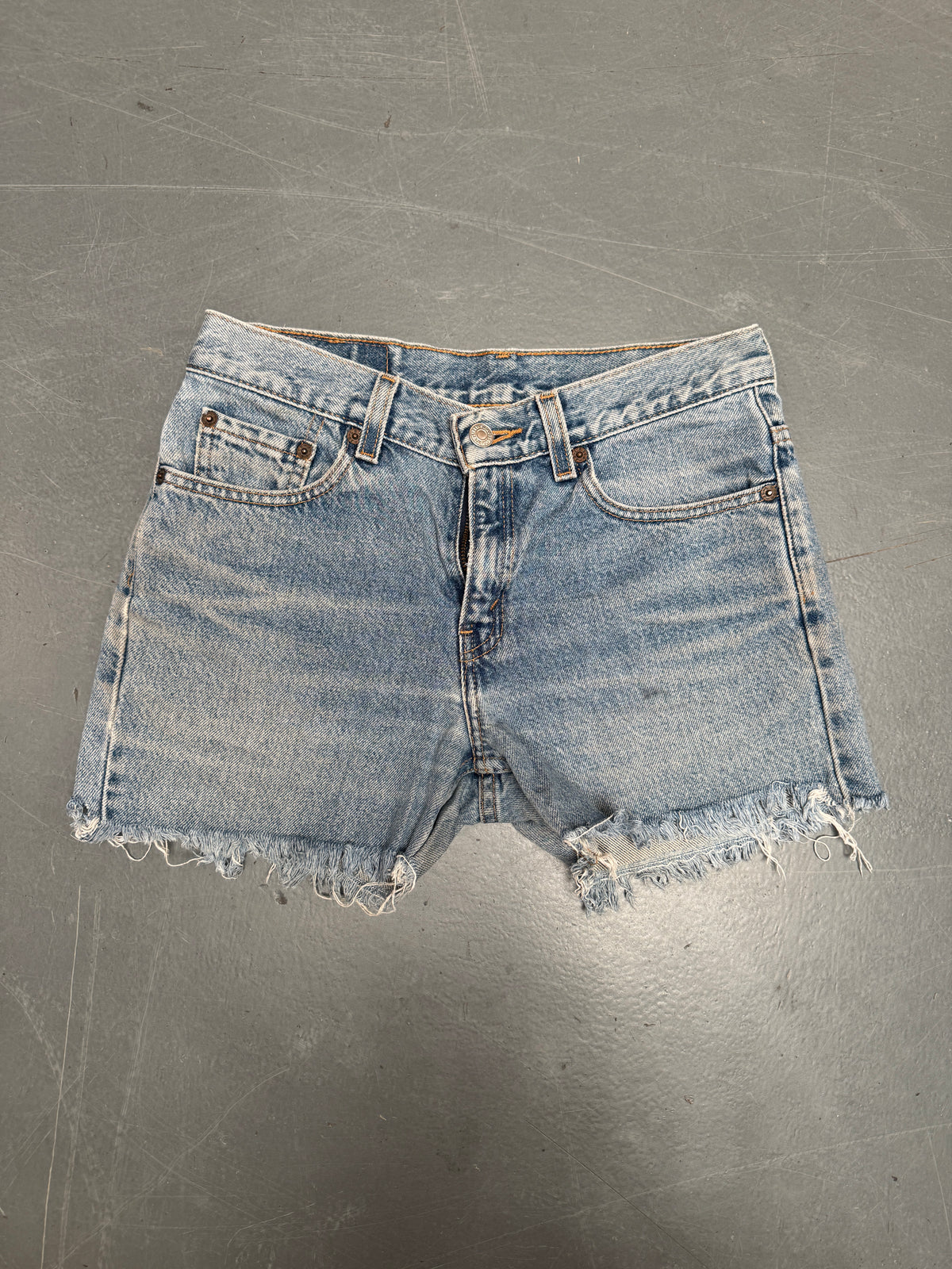 Vintage Levis Cut Off Denim Shorts - 90s Made - W 28 - SH1206