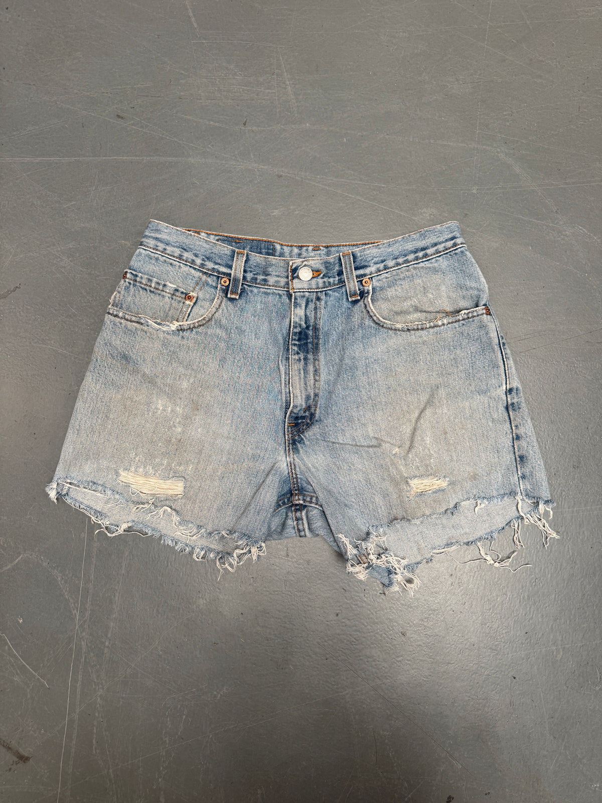 Vintage Levis Cut Off Denim Shorts - 90s Made - W 31 - SH1208