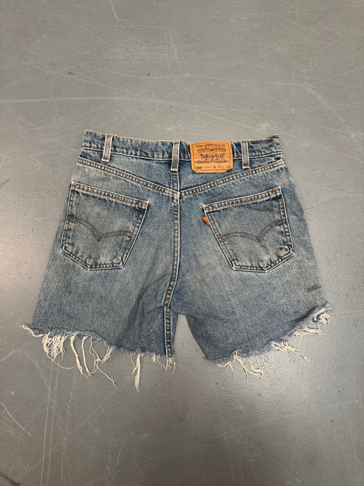 Vintage Levis Cut Off Denim Shorts - 90s Made - W 30 - SH1210