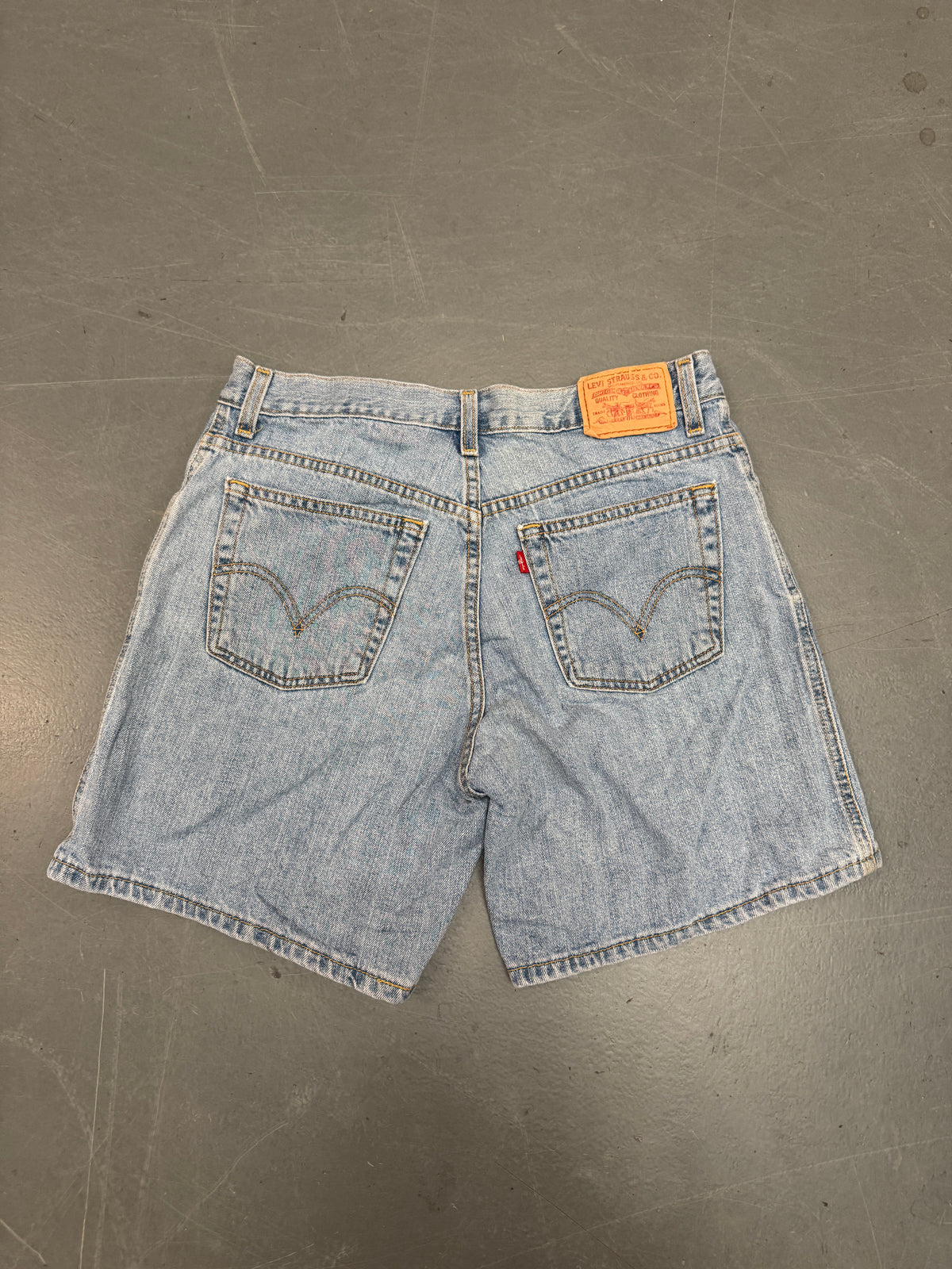 Vintage Levis Cut Off Denim Shorts - 90s Made - W 30 - SH1213