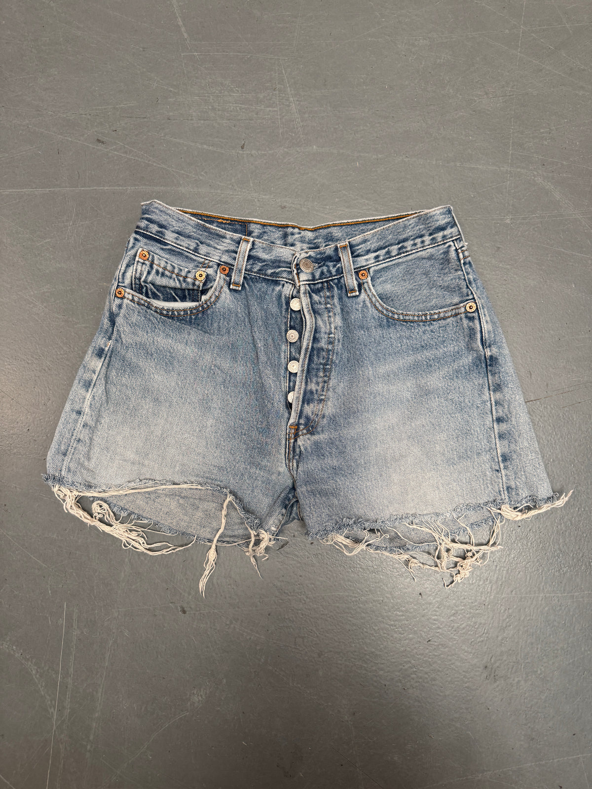Vintage Levis Cut Off Denim Shorts - 90s Made - W 26 - SH1218