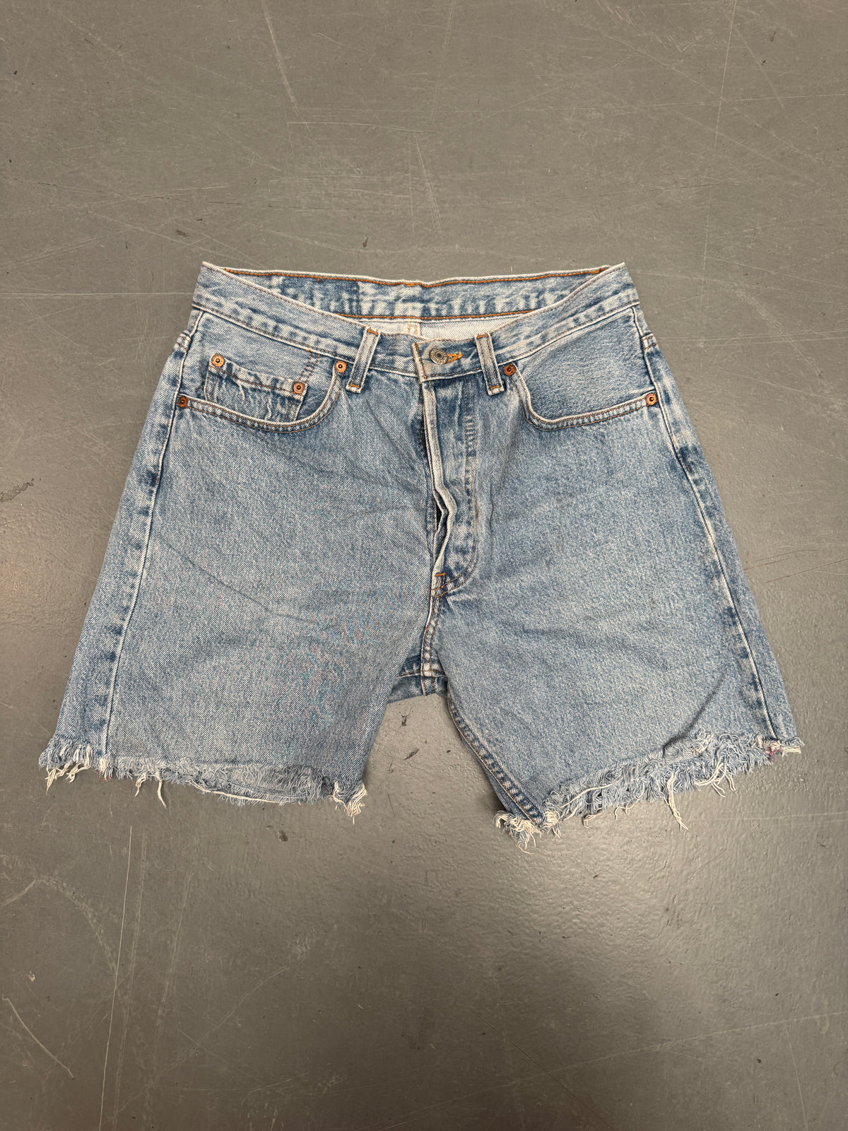 Vintage Levis Cut Off Denim Shorts - 90s Made - W 28 - SH1225