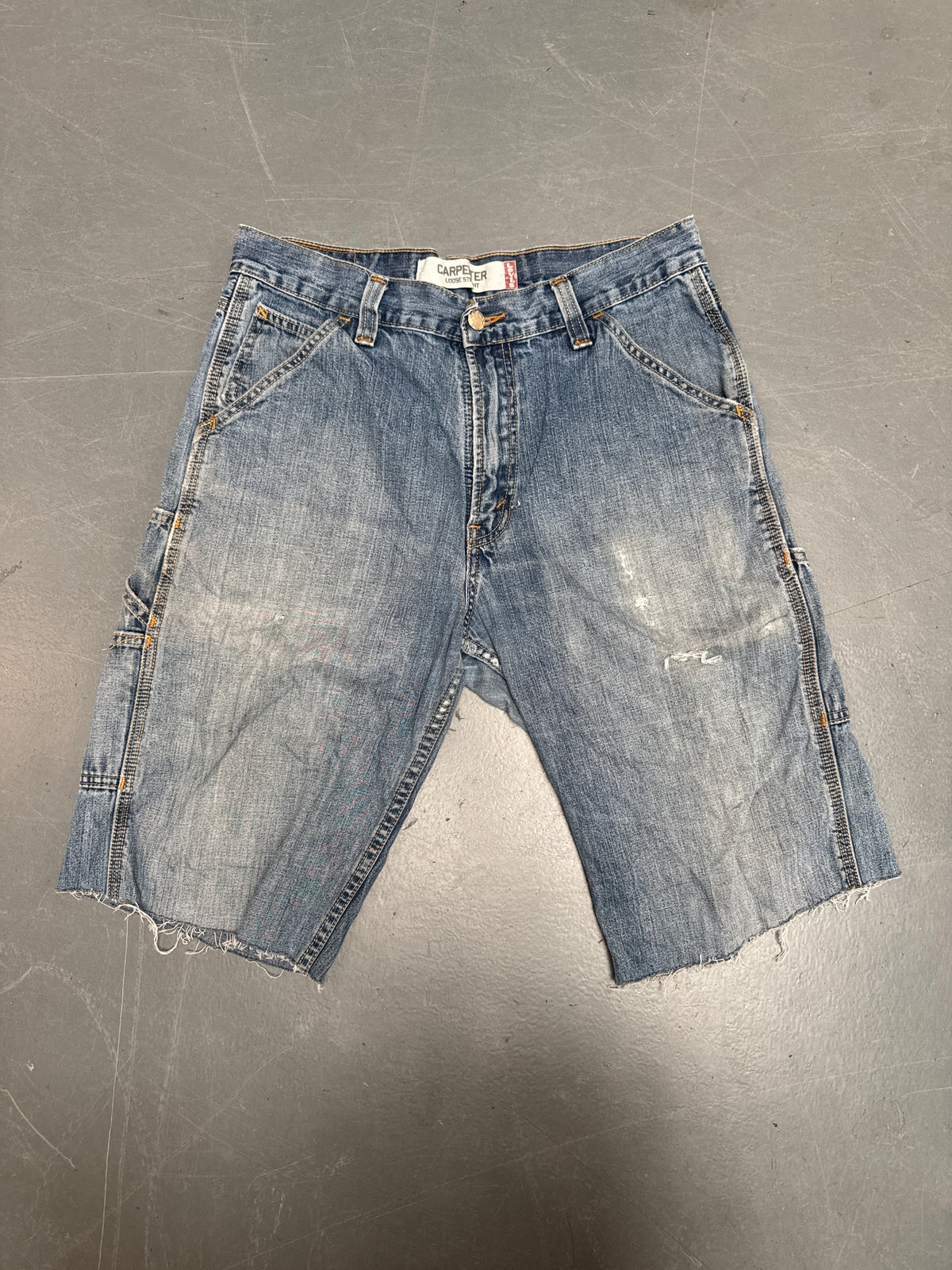 Vintage Levis Cut Off Denim Shorts - 90s Made - W 32 - SH1244