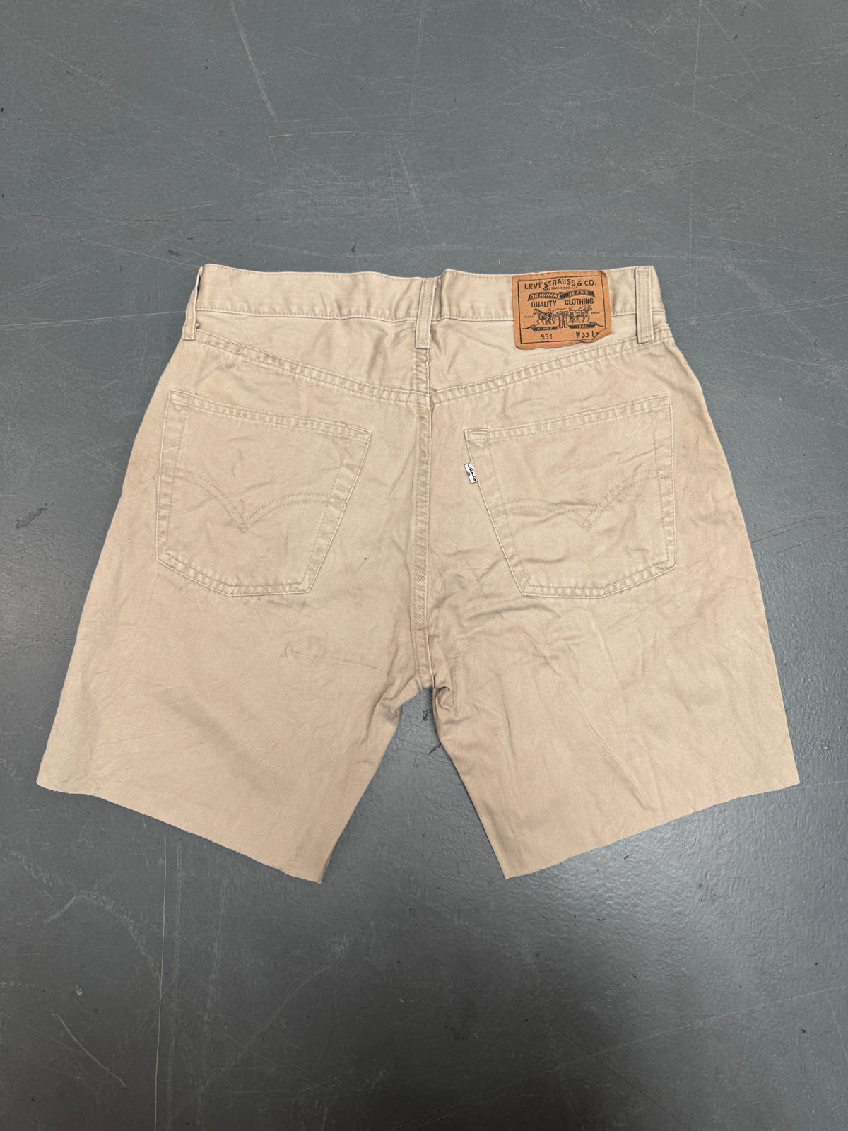 Vintage Levis Cut Off Denim Shorts - 90s Made - W 32 - SH1255